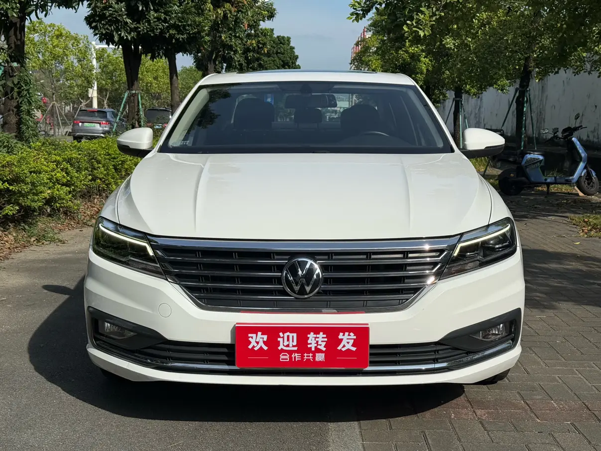 Volkswagen Lavida  из Китая