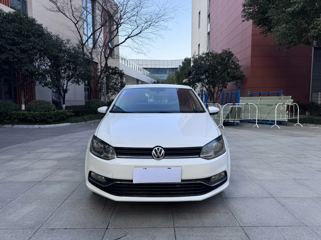 Volkswagen Polo  из Китая