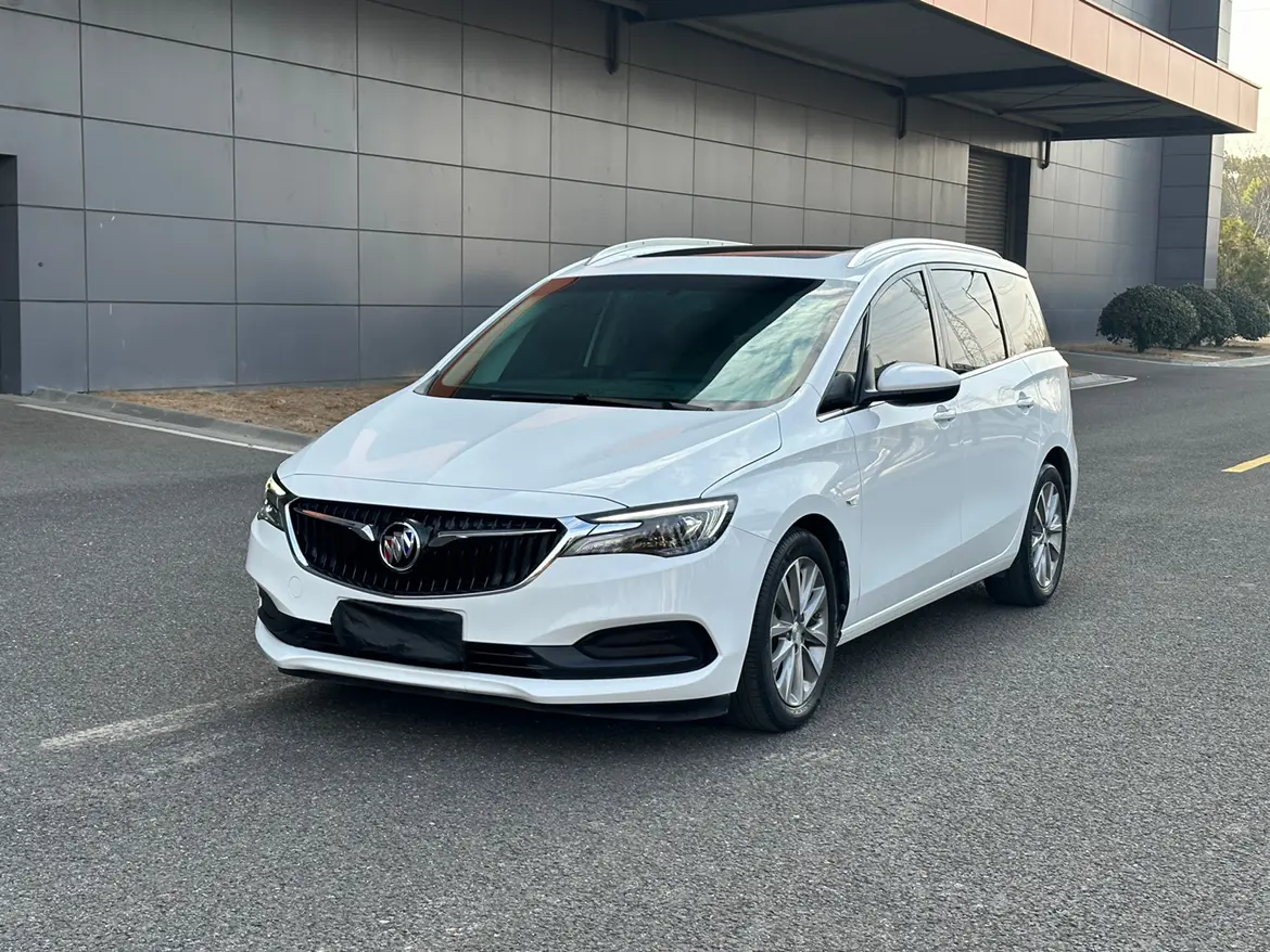 Buick GL6  из Китая