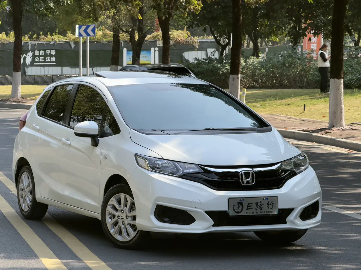 Honda Fit  из Китая