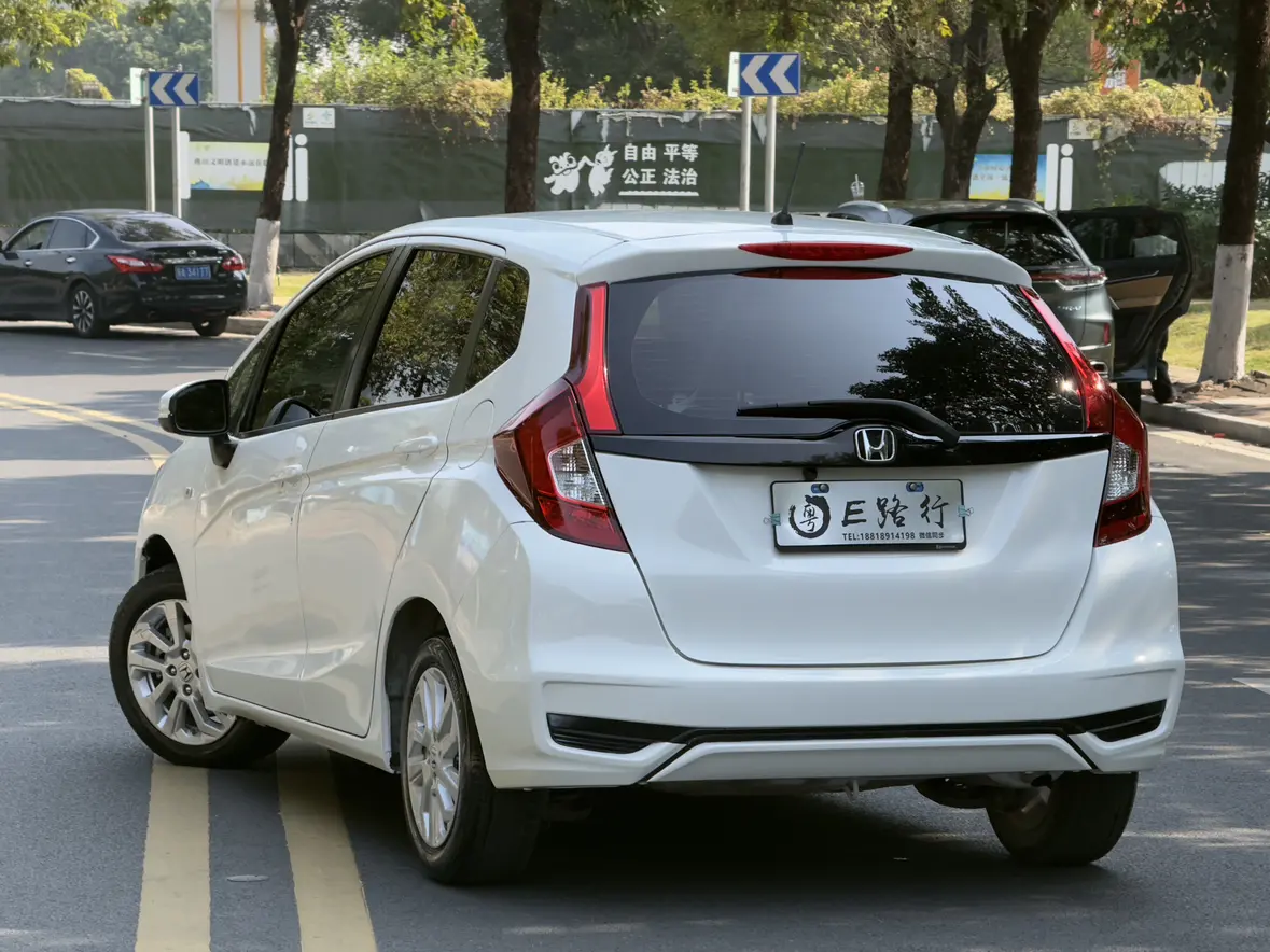 Honda Fit  из Китая