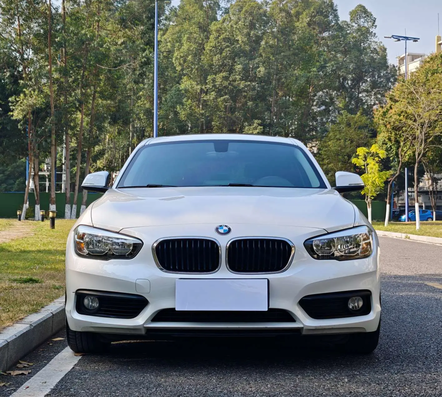 BMW 1 Series  из Китая