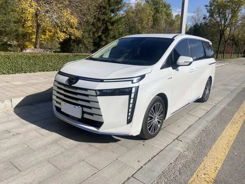 GAC Trumpchi E8 PHEV  из Китая