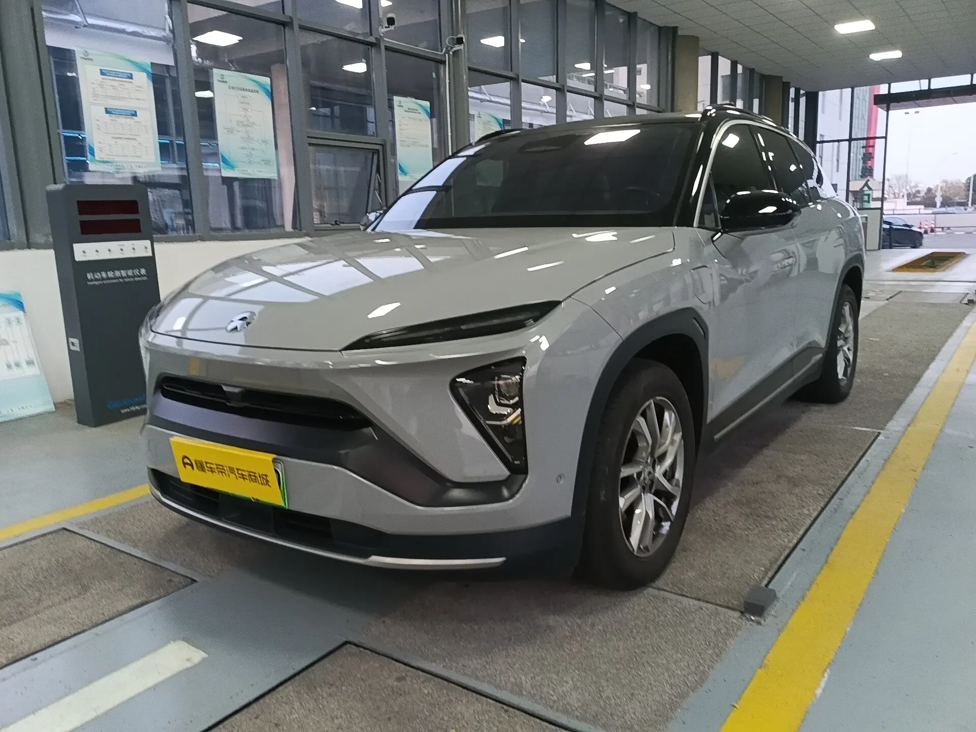 NIO ES6  из Китая