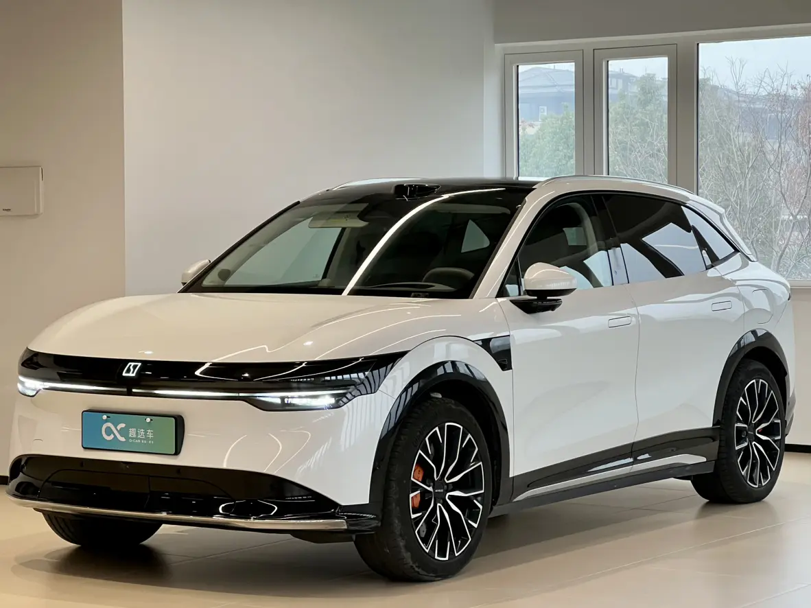 ZEEKR 7X  из Китая
