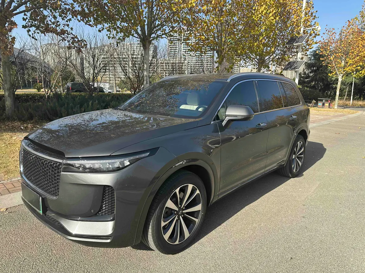 Li ONE (Ideal ONE)  из Китая