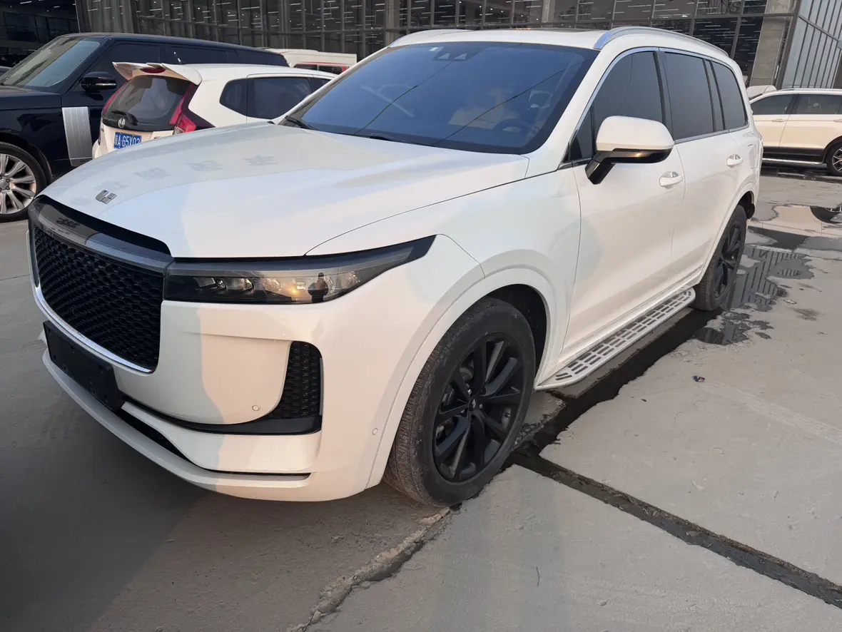 Li ONE (Ideal ONE)  из Китая