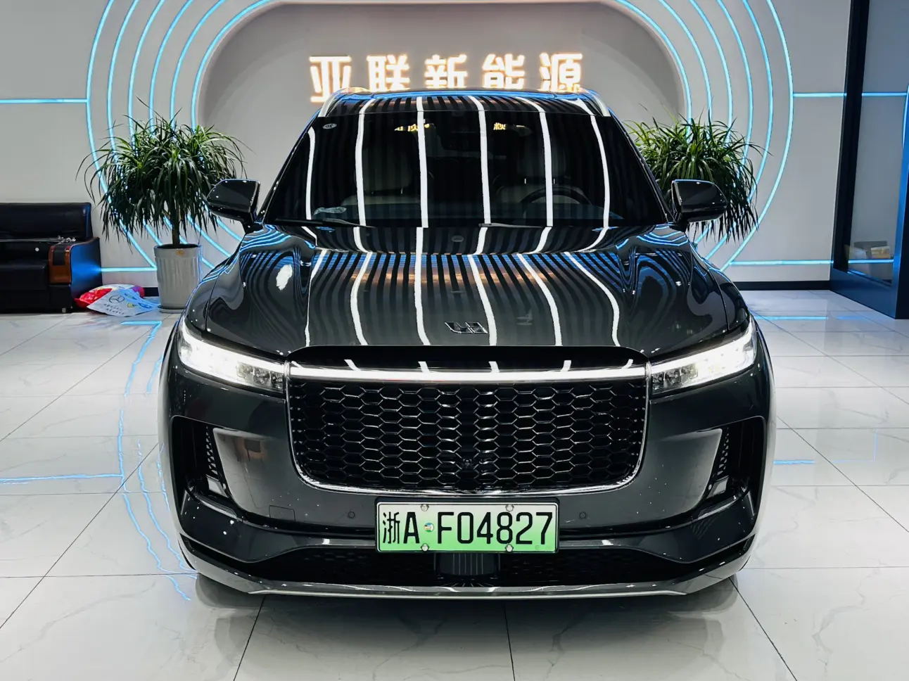 Li ONE (Ideal ONE)  из Китая