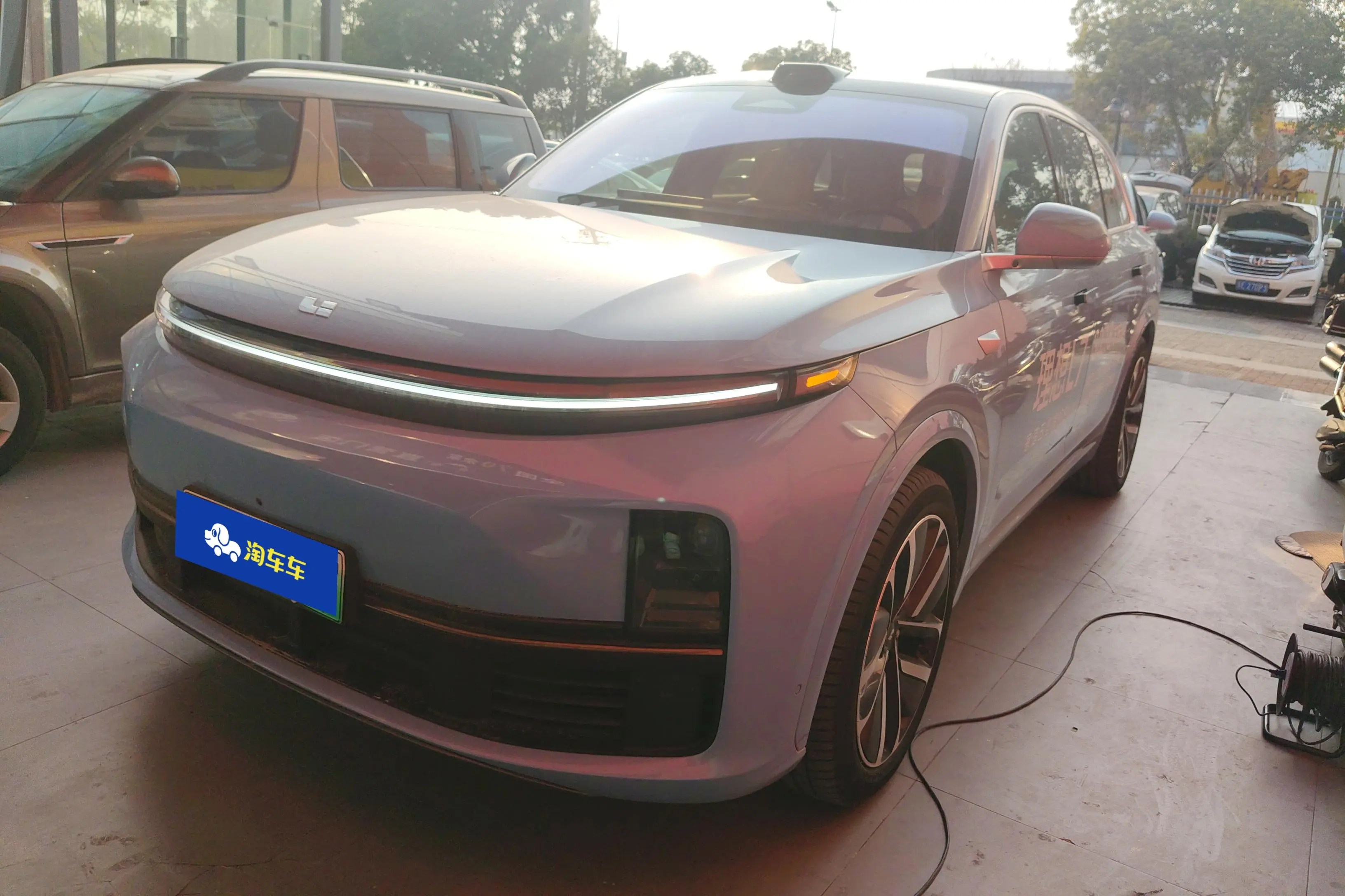 Li L7 (Ideal L7)  из Китая