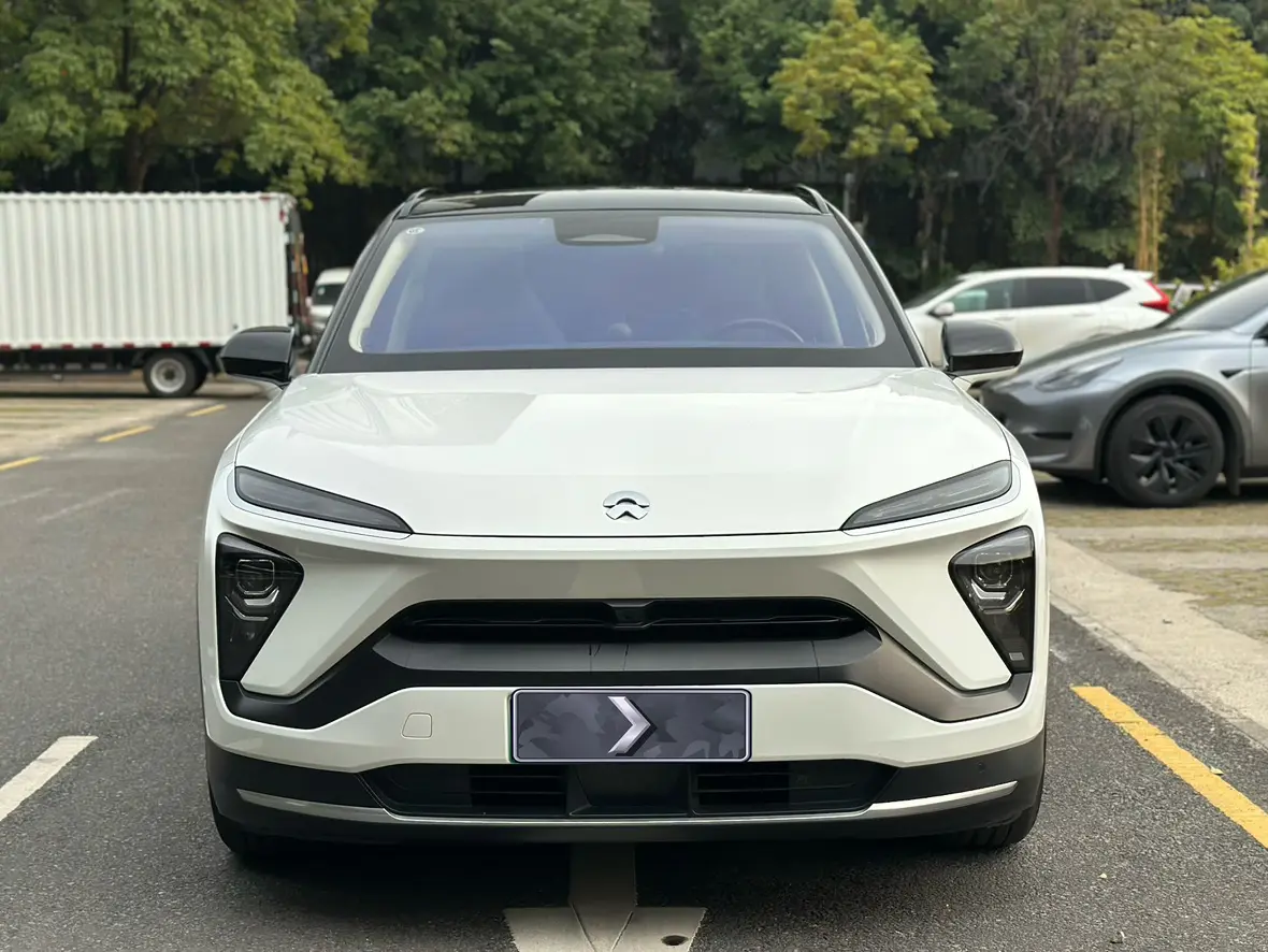 NIO ES6  из Китая