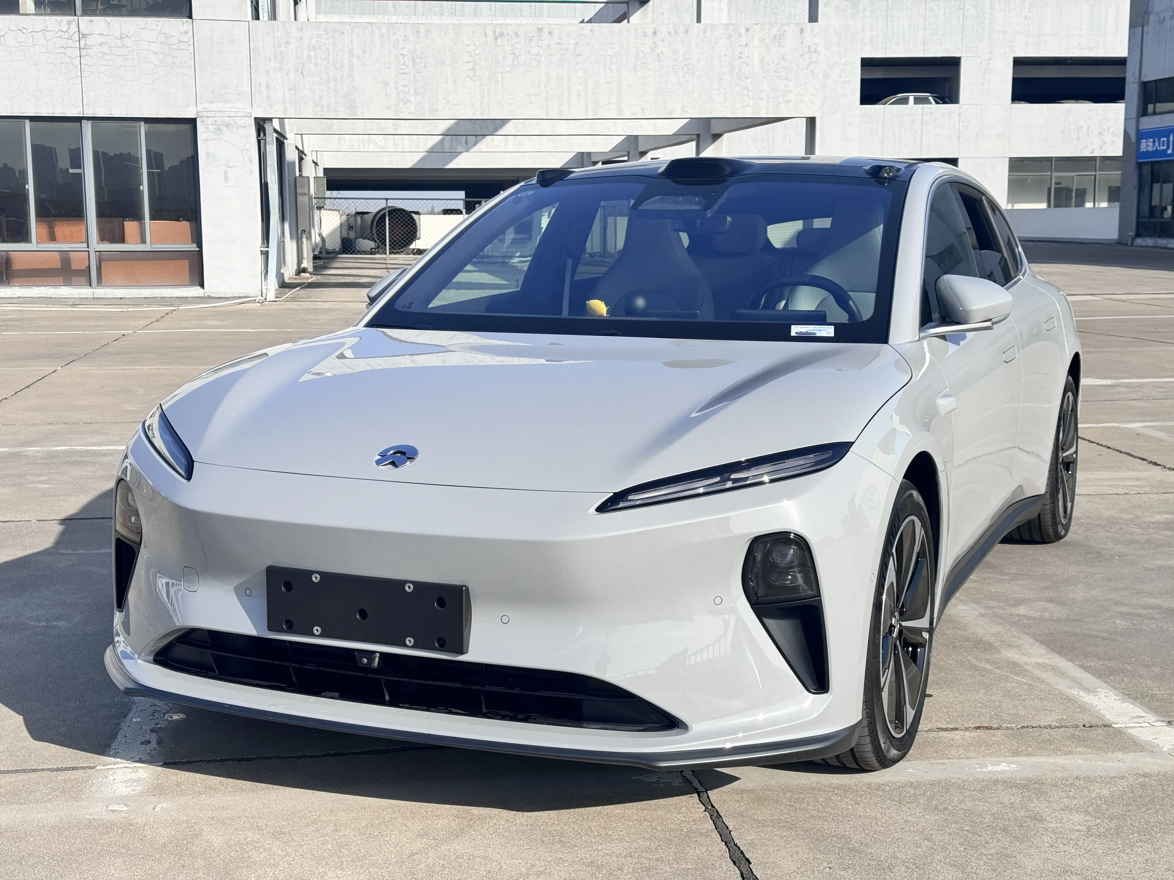 NIO ET5T  из Китая