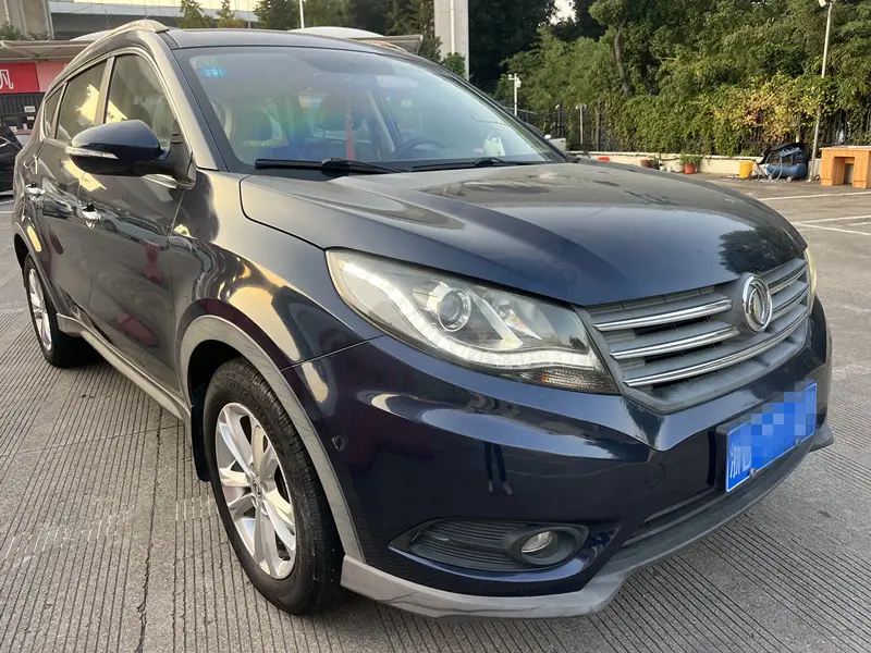 Dongfeng Fengon 580  из Китая