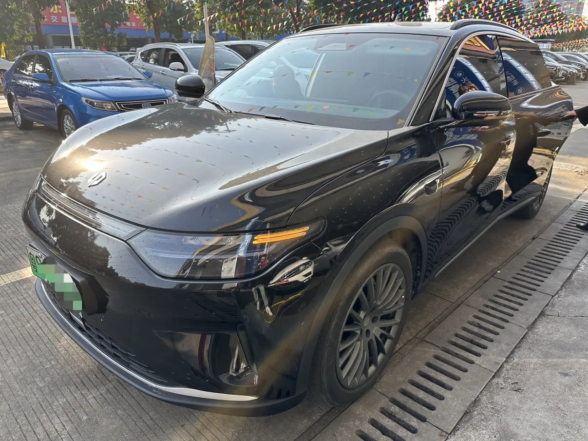 Leapmotor Zero running C11  из Китая