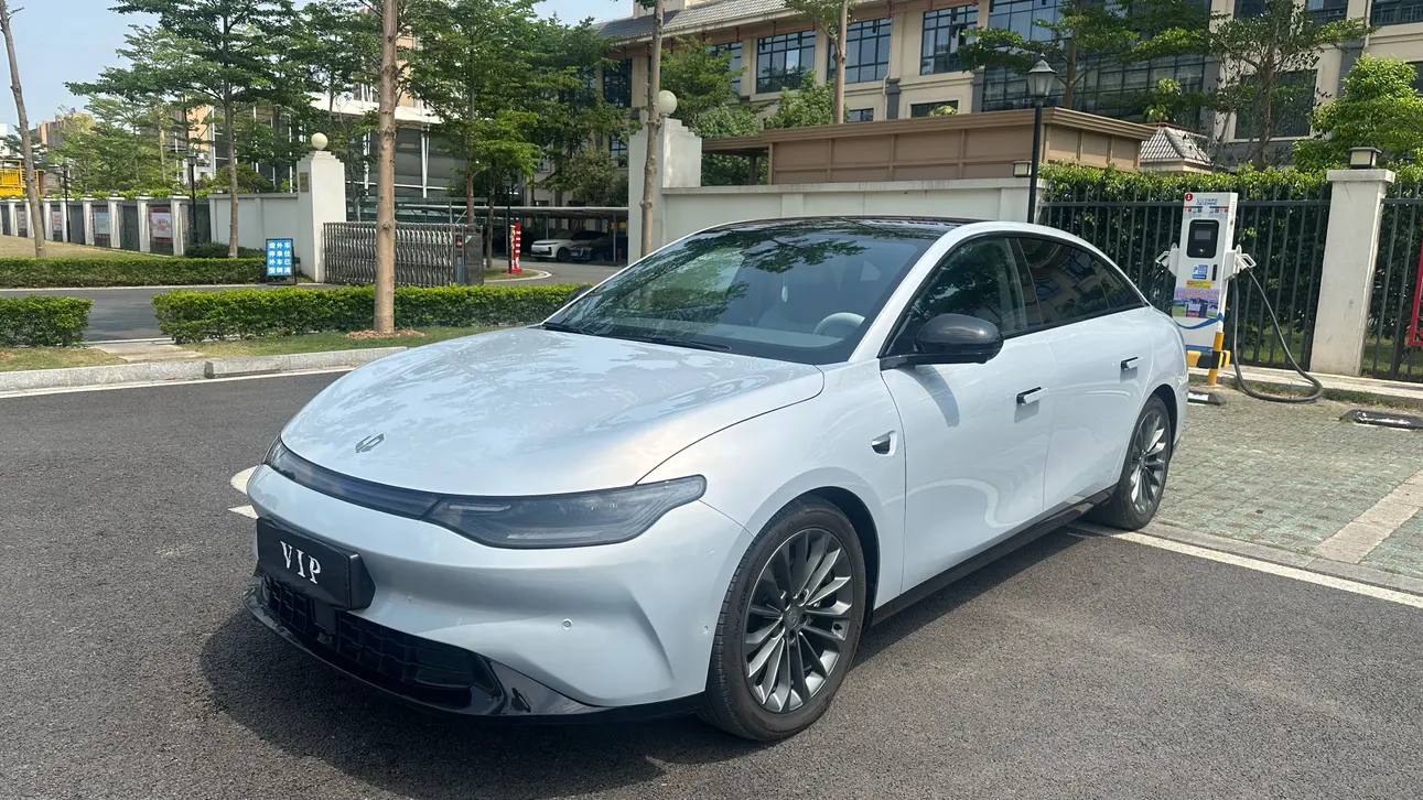 Leapmotor Zero running C01  из Китая