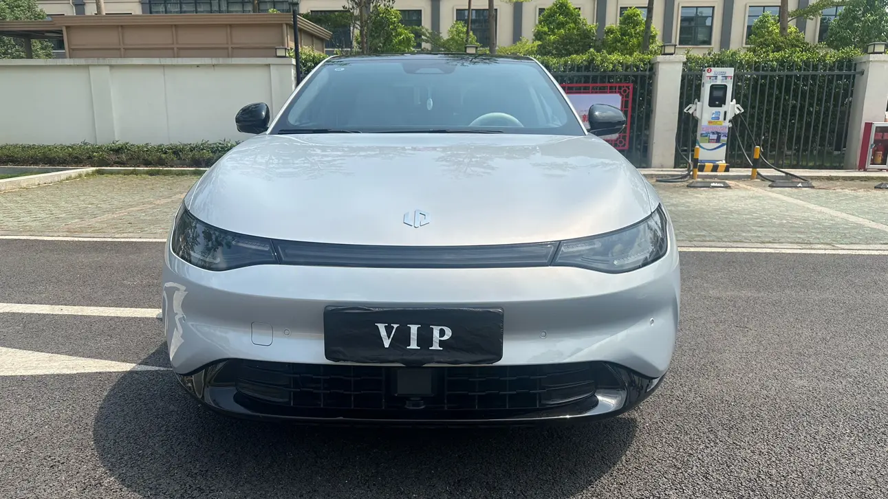 Leapmotor Zero running C01  из Китая