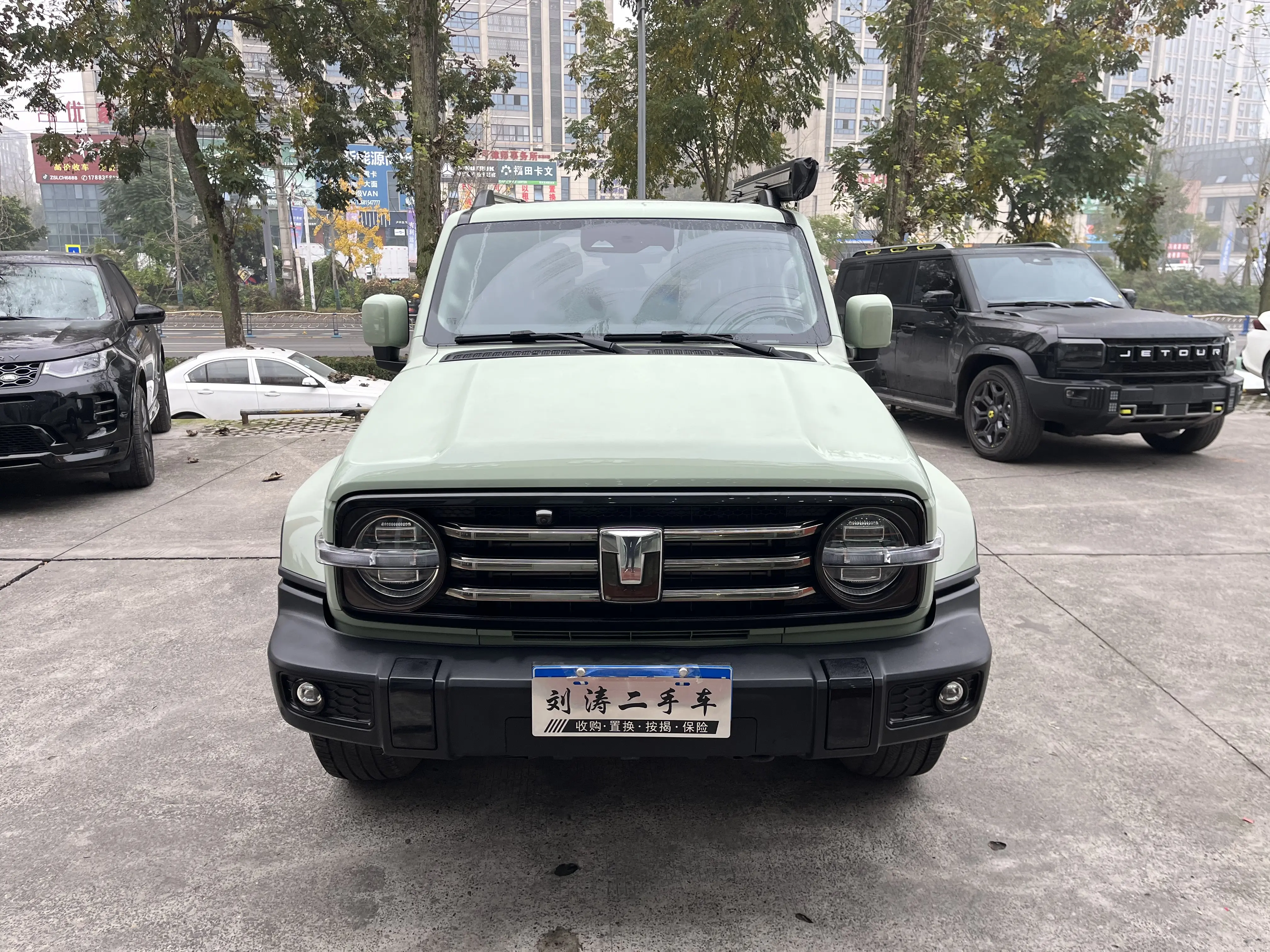 Tank 300  из Китая