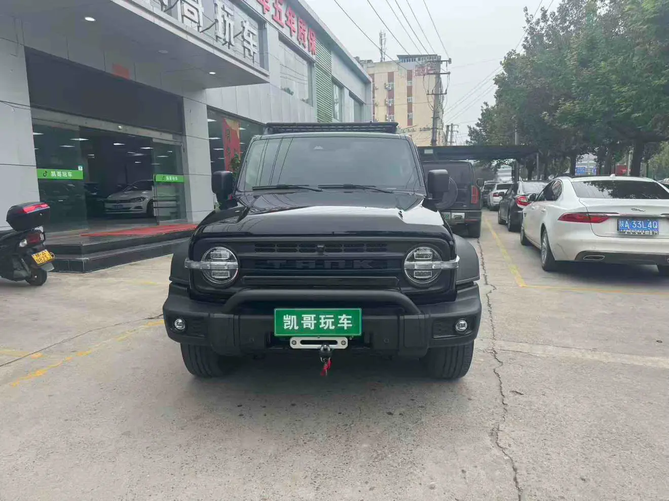 Tank 300  из Китая