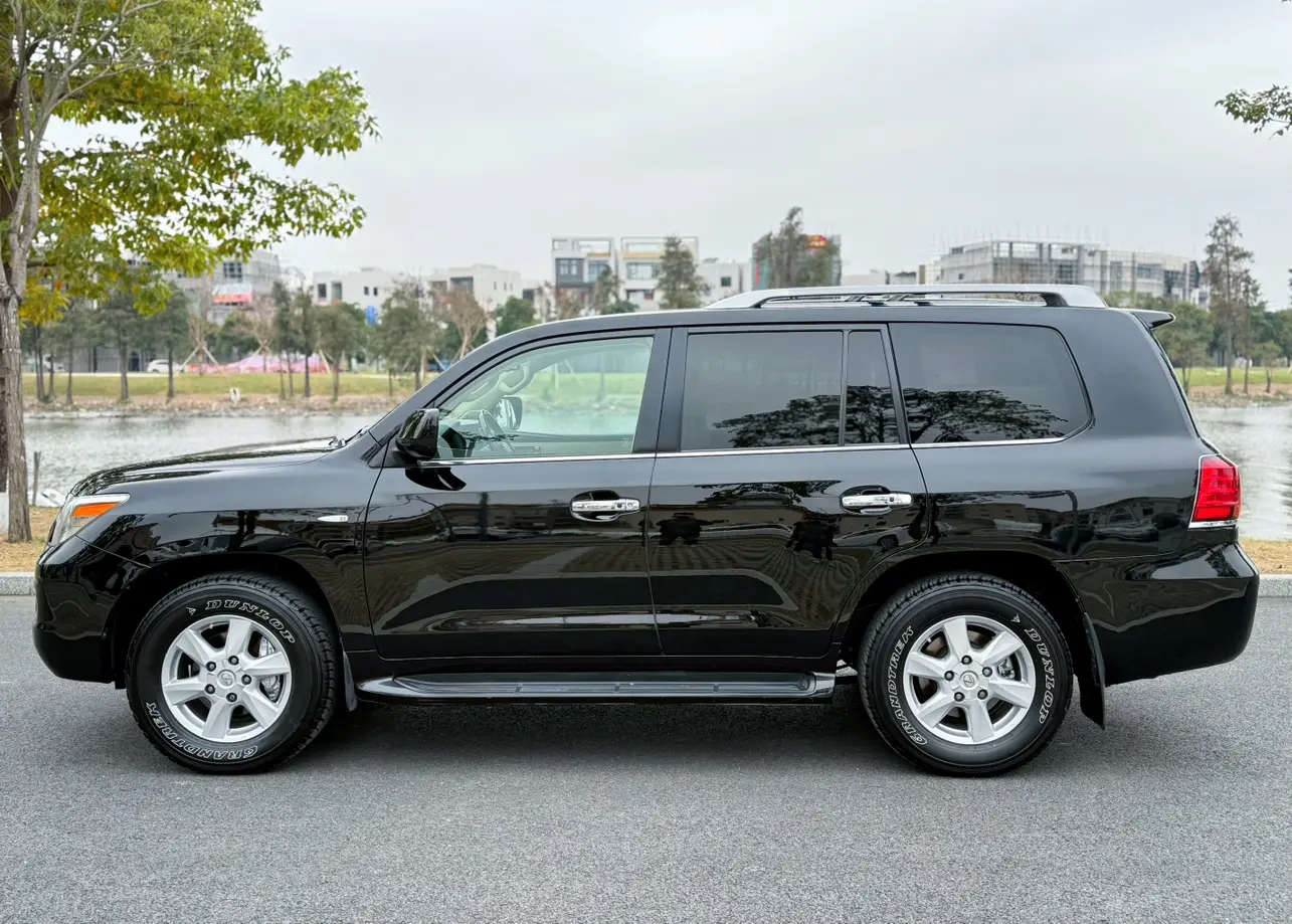 Lexus LX  из Китая