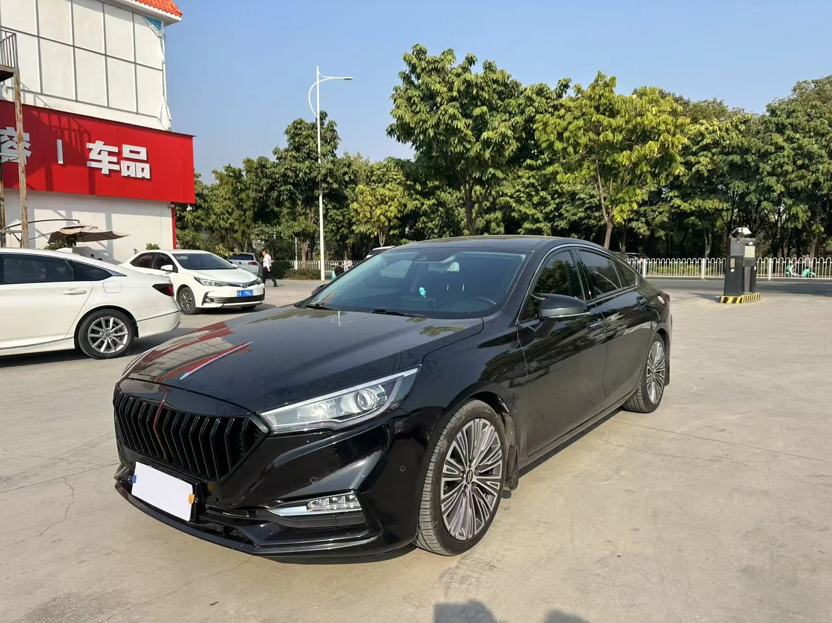 Hongqi H5 classic  из Китая