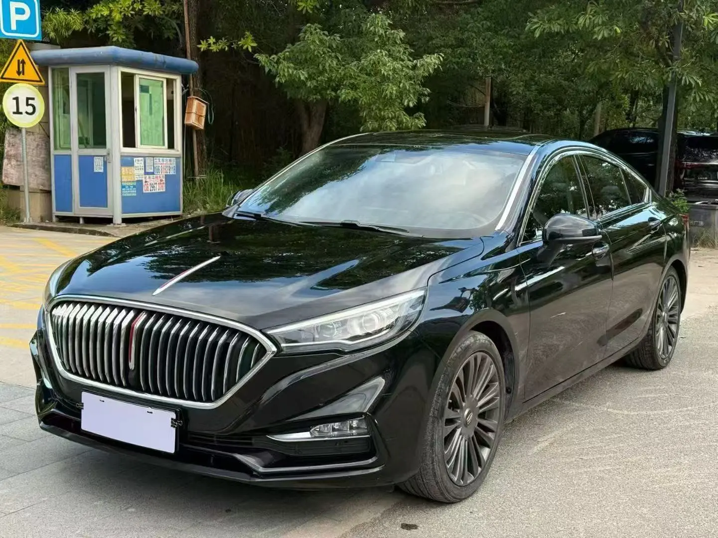 Hongqi H5 classic  из Китая