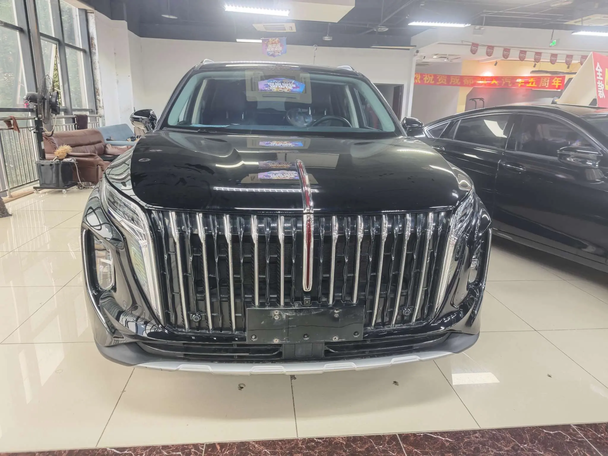 Hongqi HS7 PHEV  из Китая