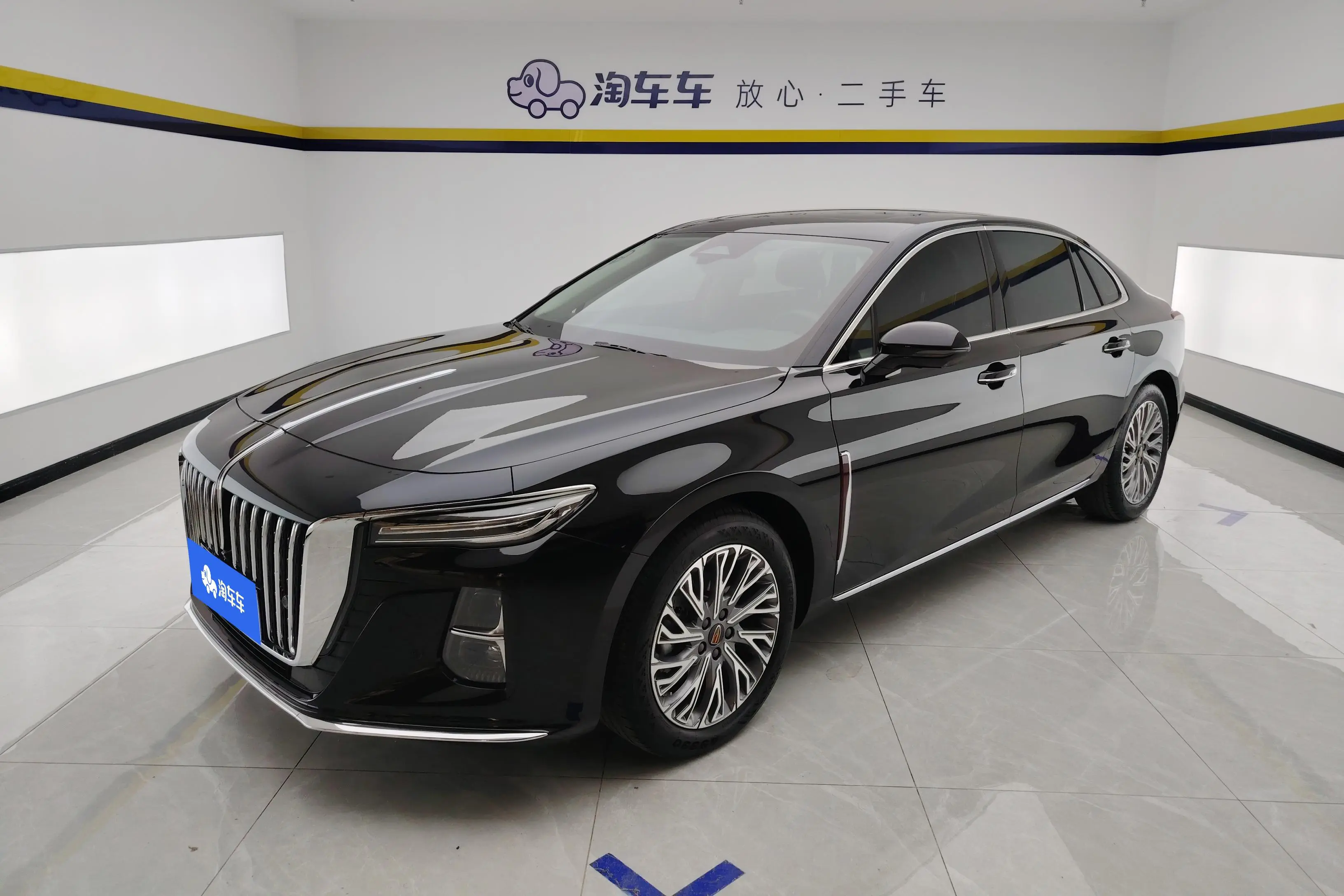 Hongqi H5  из Китая