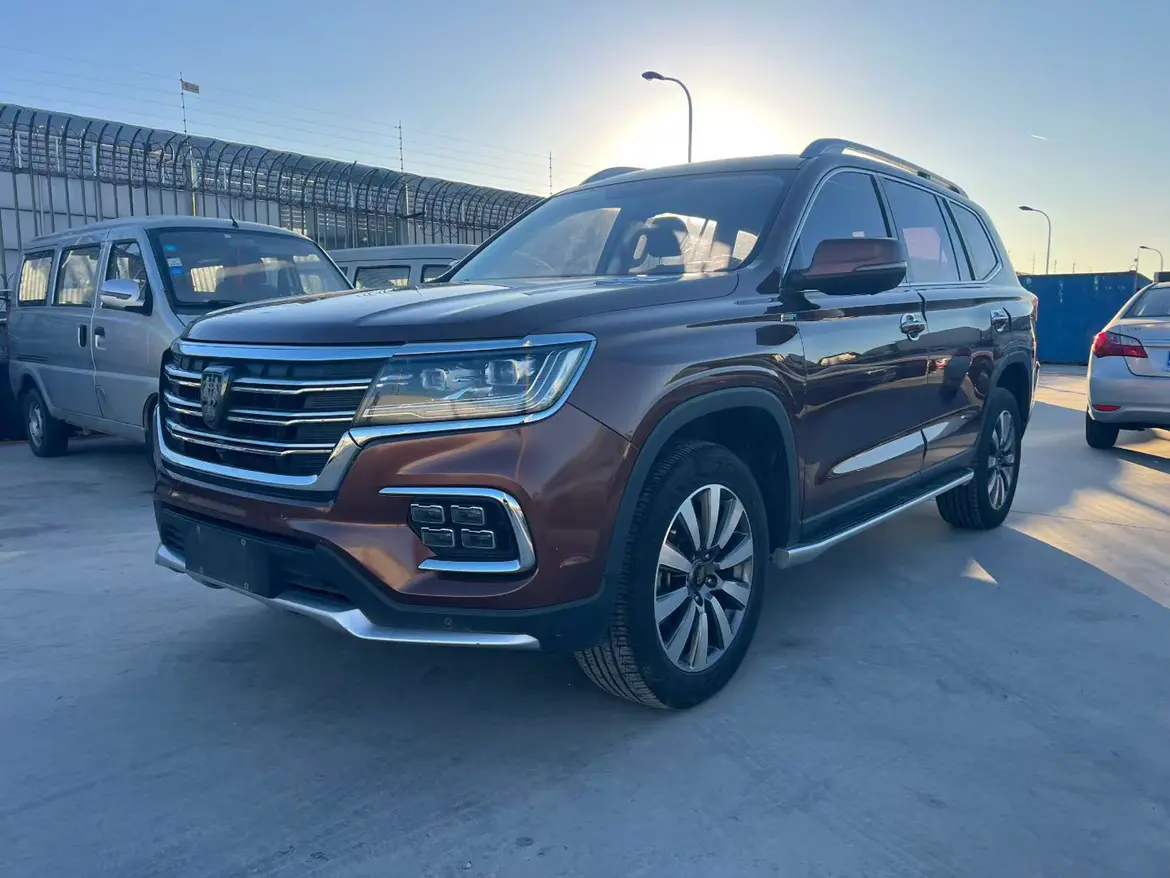 Roewe RX8  из Китая