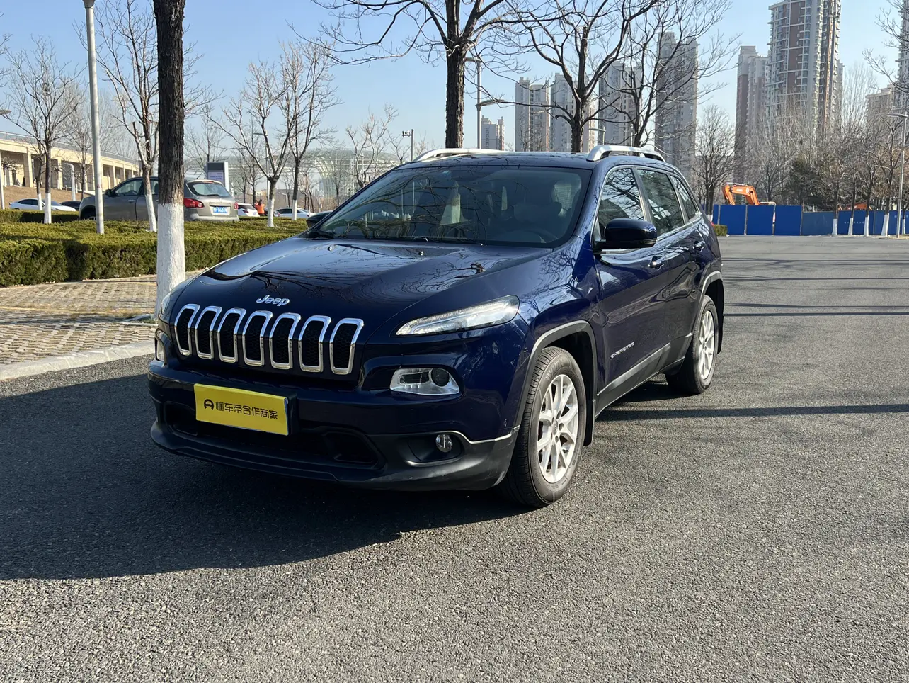 Jeep Cherokee  из Китая