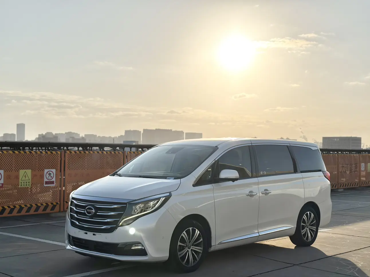 GAC Trumpchi M8  из Китая