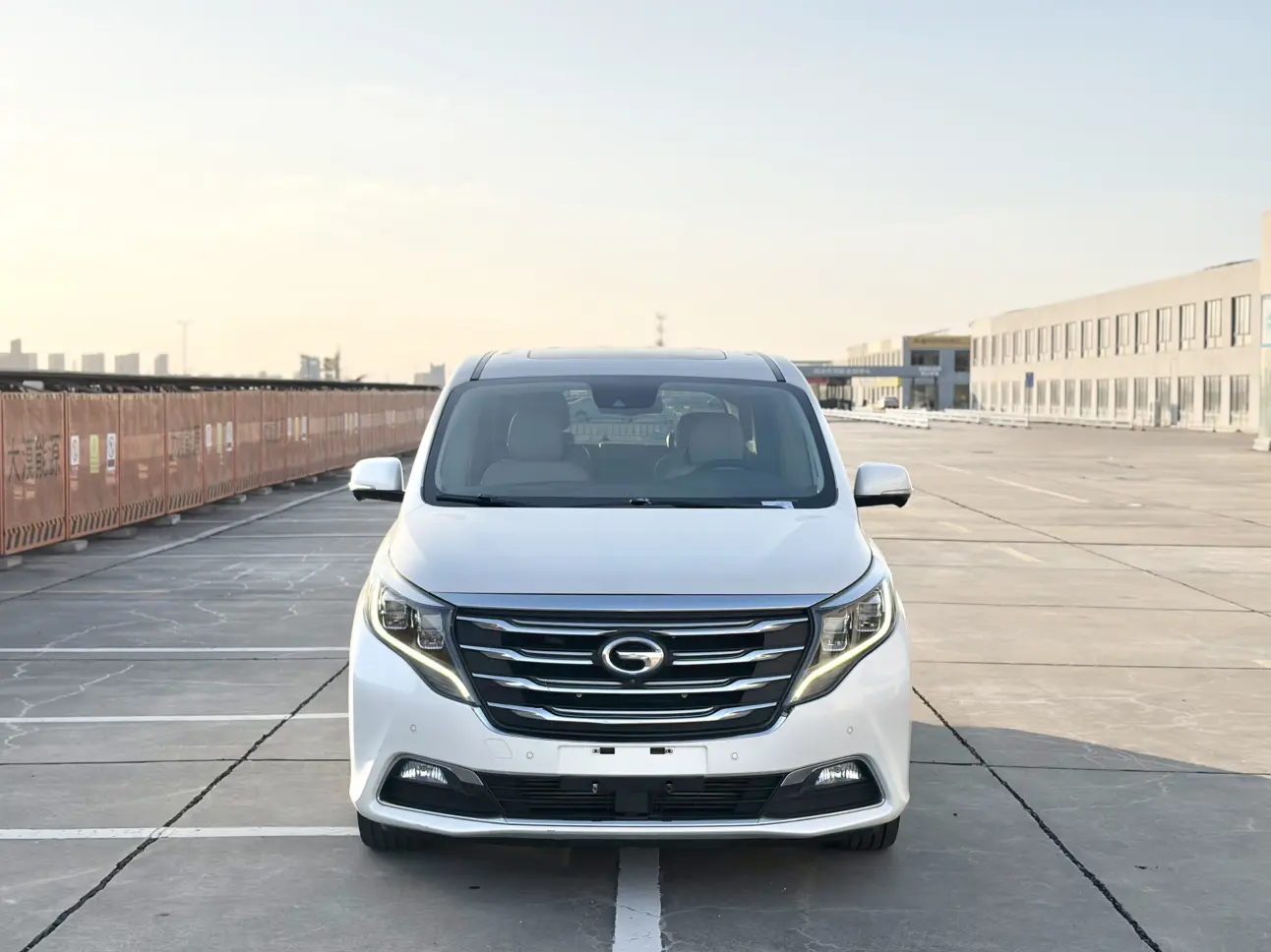 GAC Trumpchi M8  из Китая