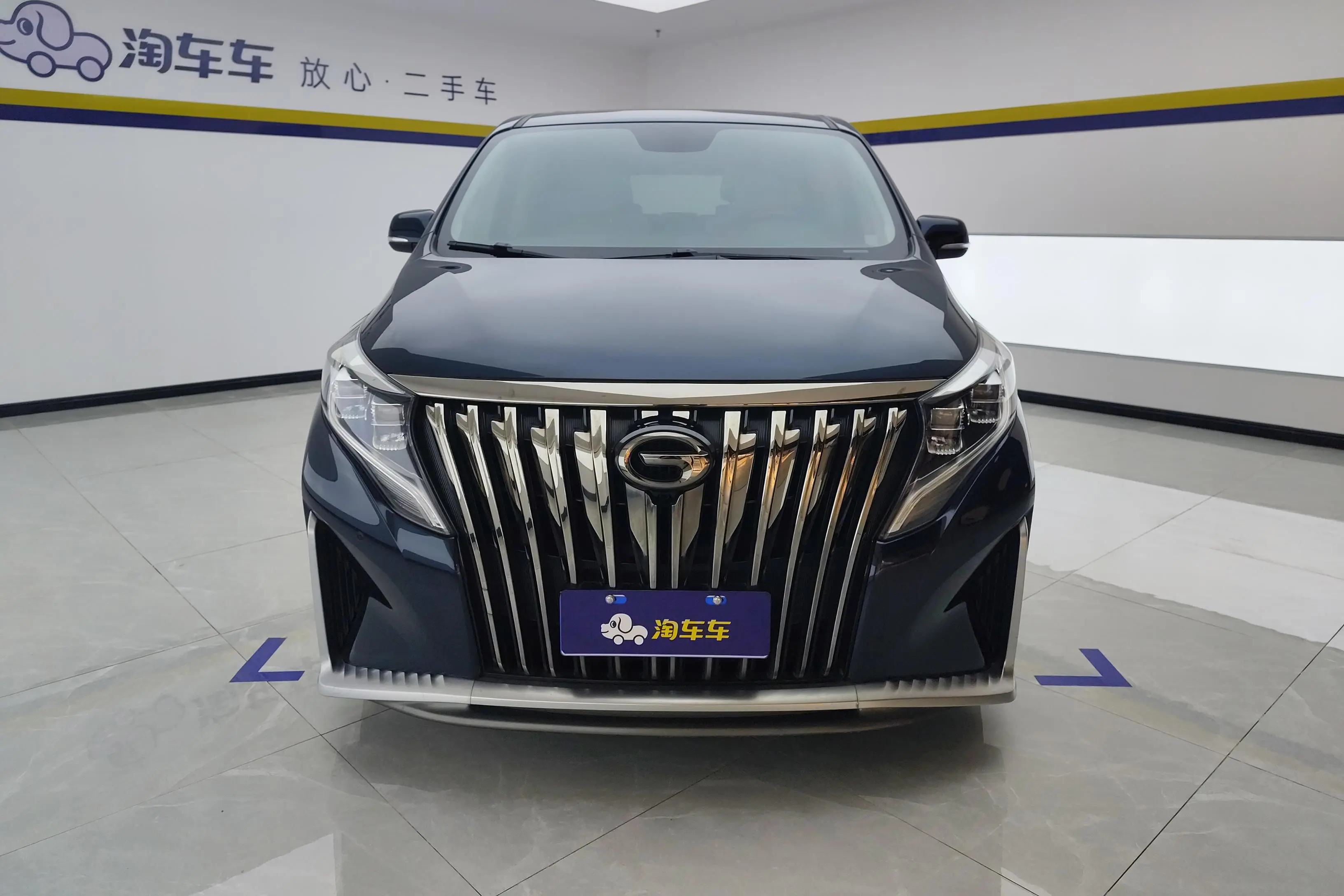 GAC Trumpchi M8  из Китая