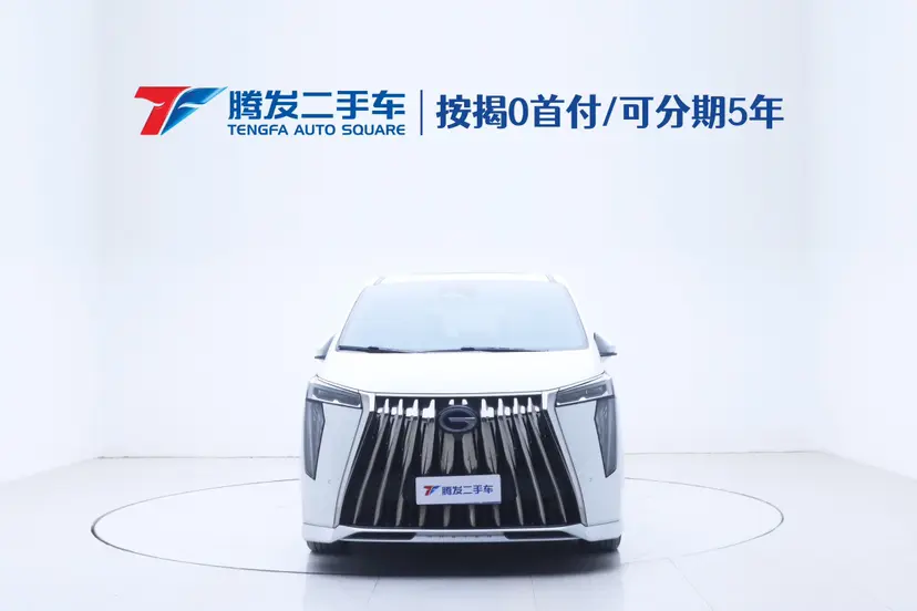 GAC Trumpchi M8  из Китая