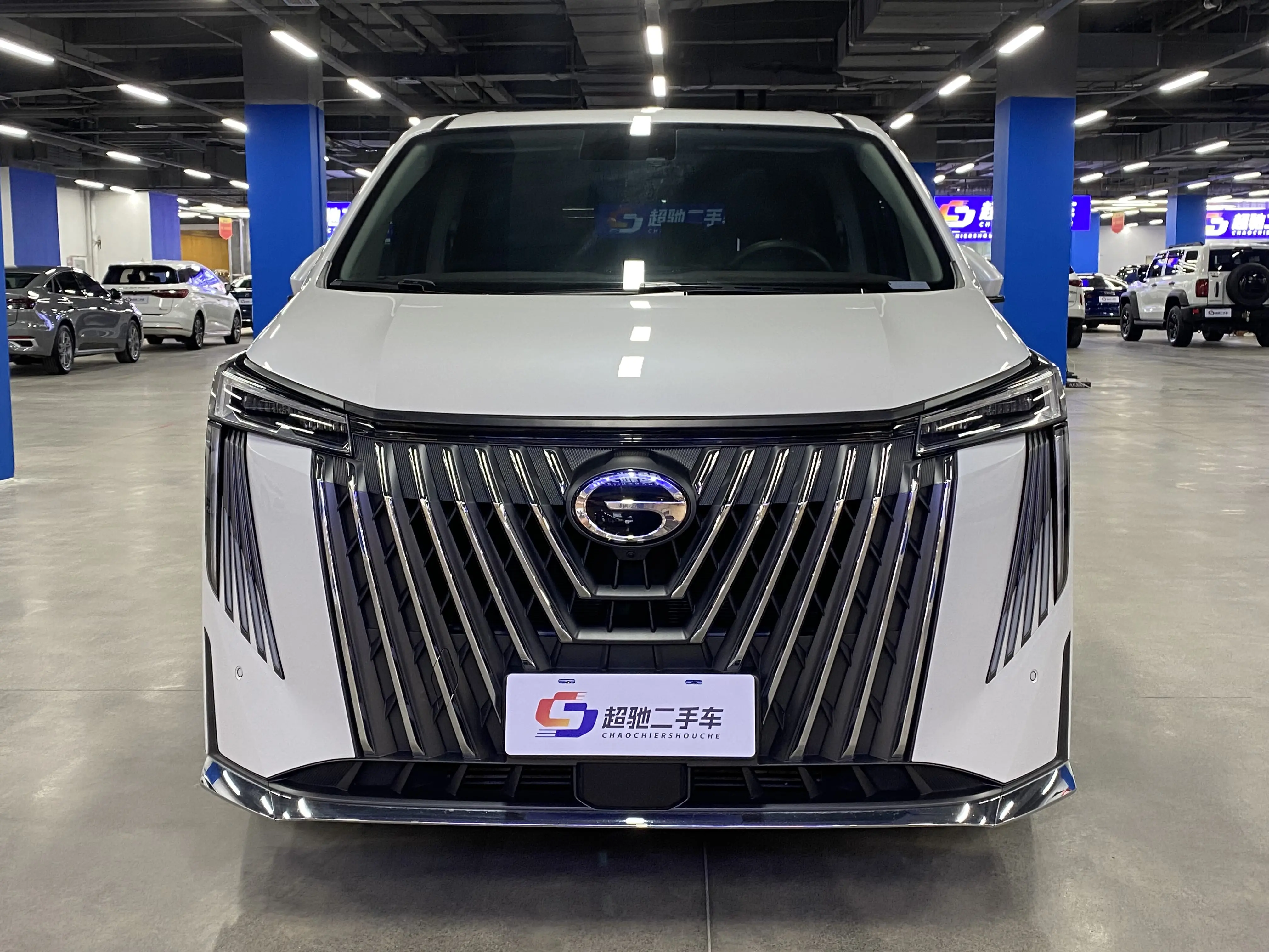 GAC Trumpchi M8  из Китая