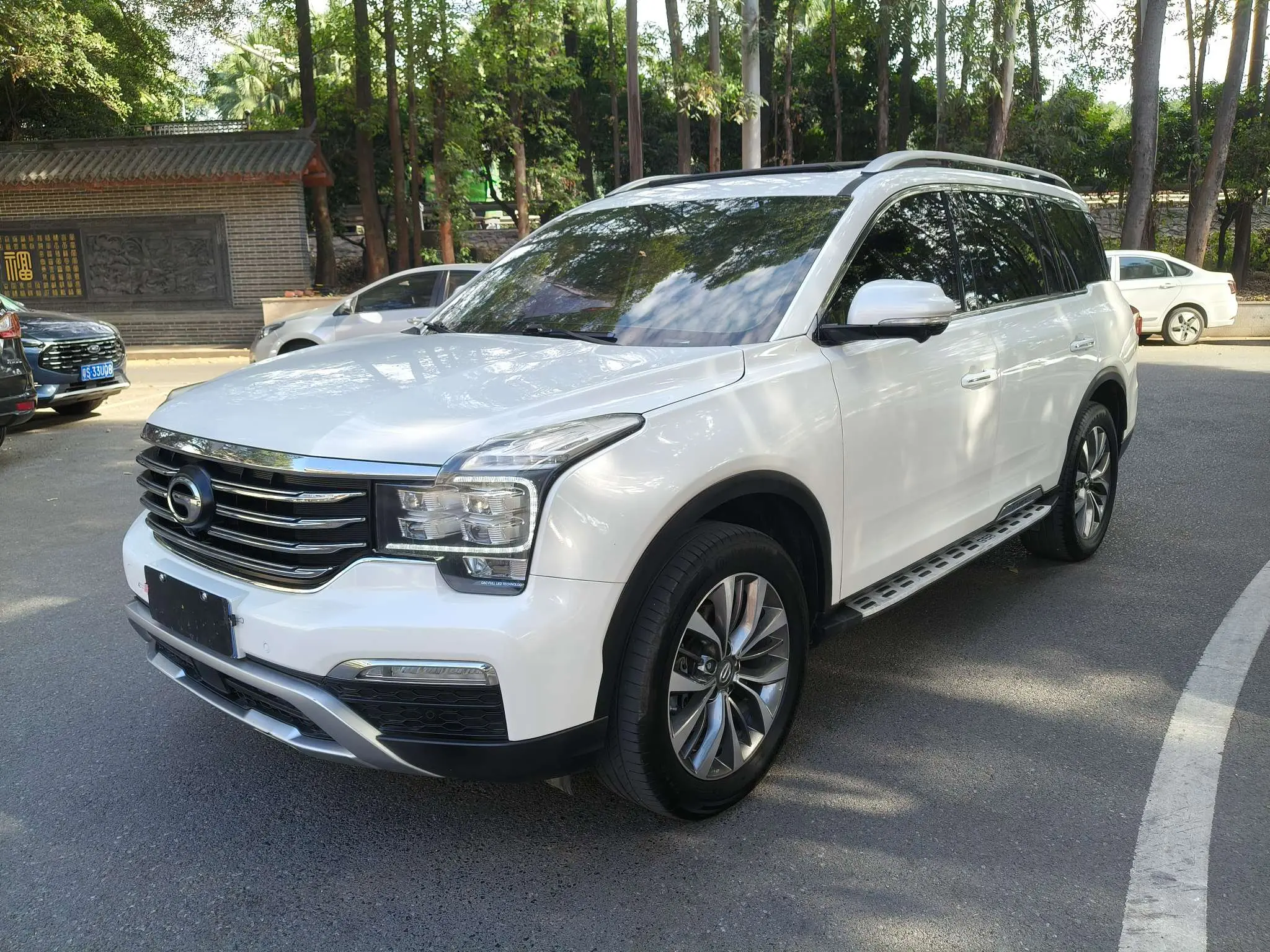 GAC Trumpchi GS8  из Китая