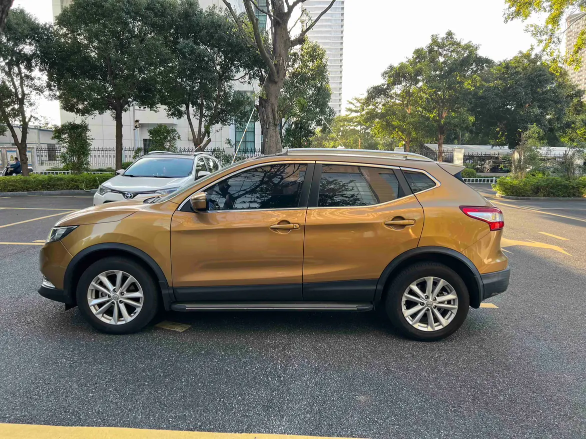 Nissan Qashqai  из Китая