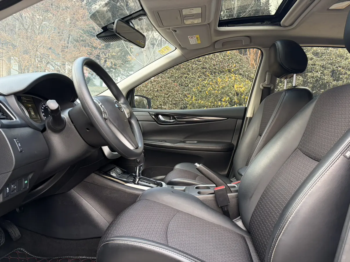 Nissan Tiida  из Китая