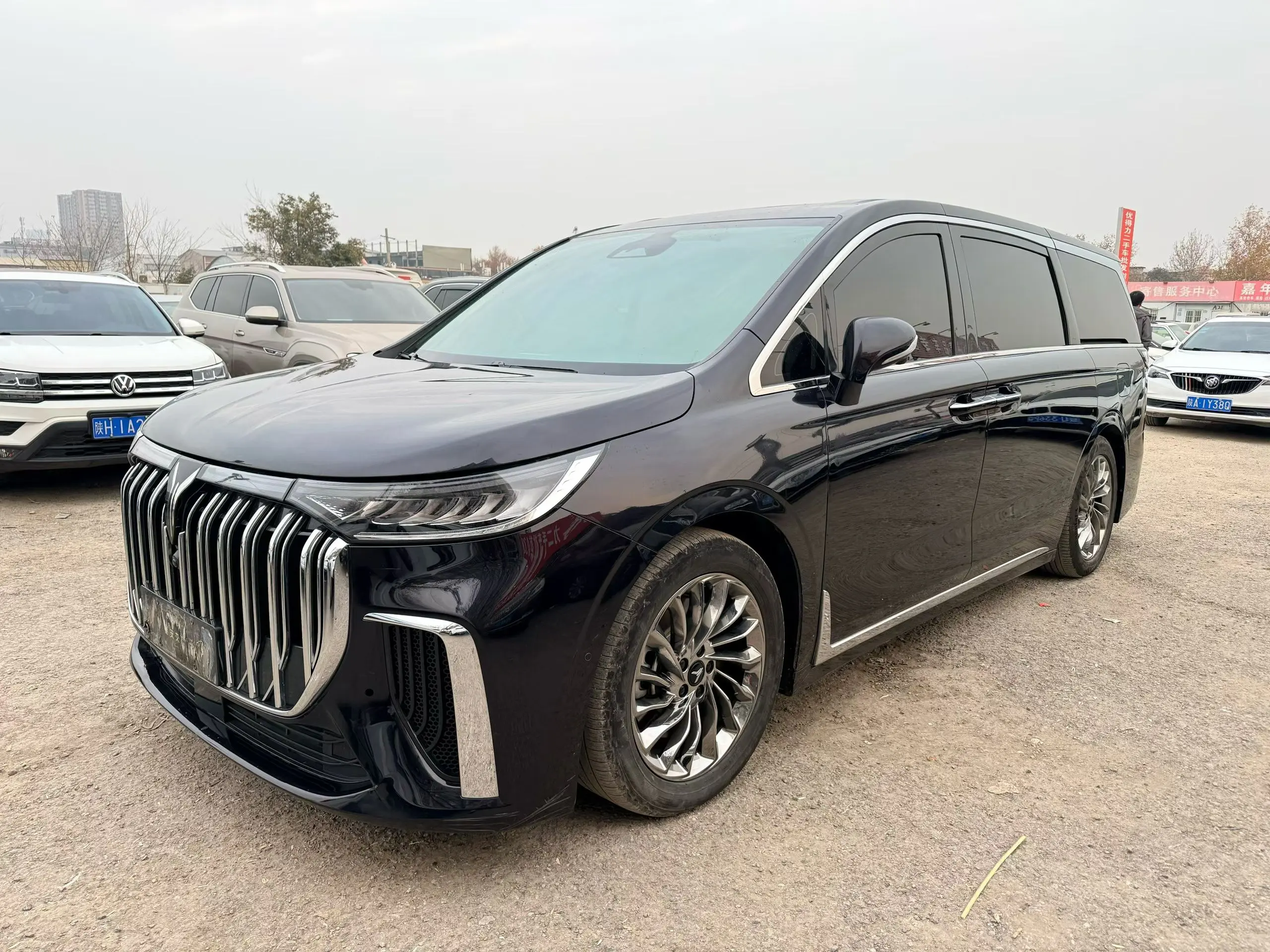 Voyah Lantu Dreamer PHEV  из Китая