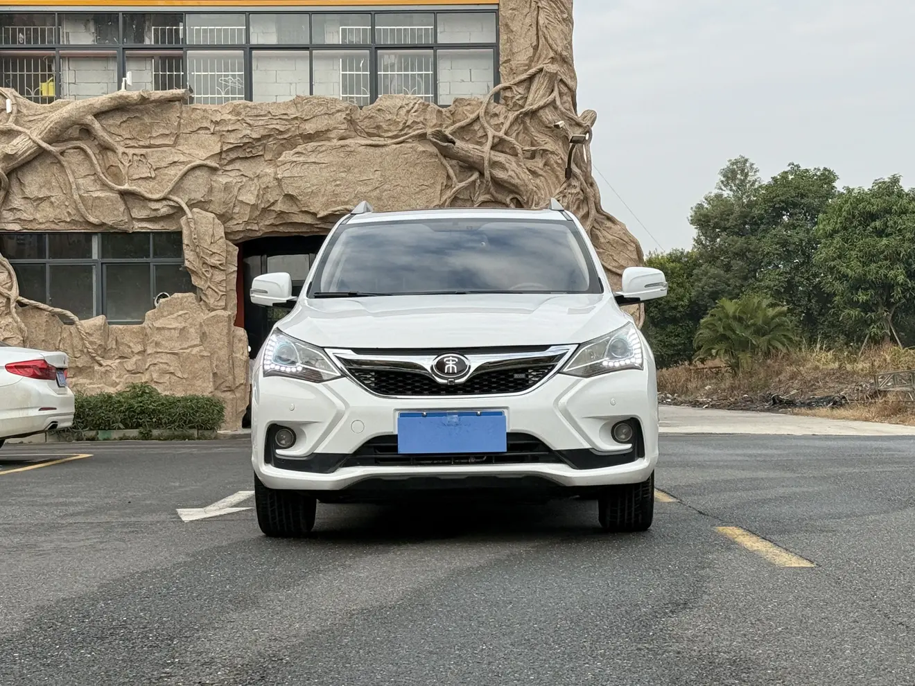 BYD Song  из Китая