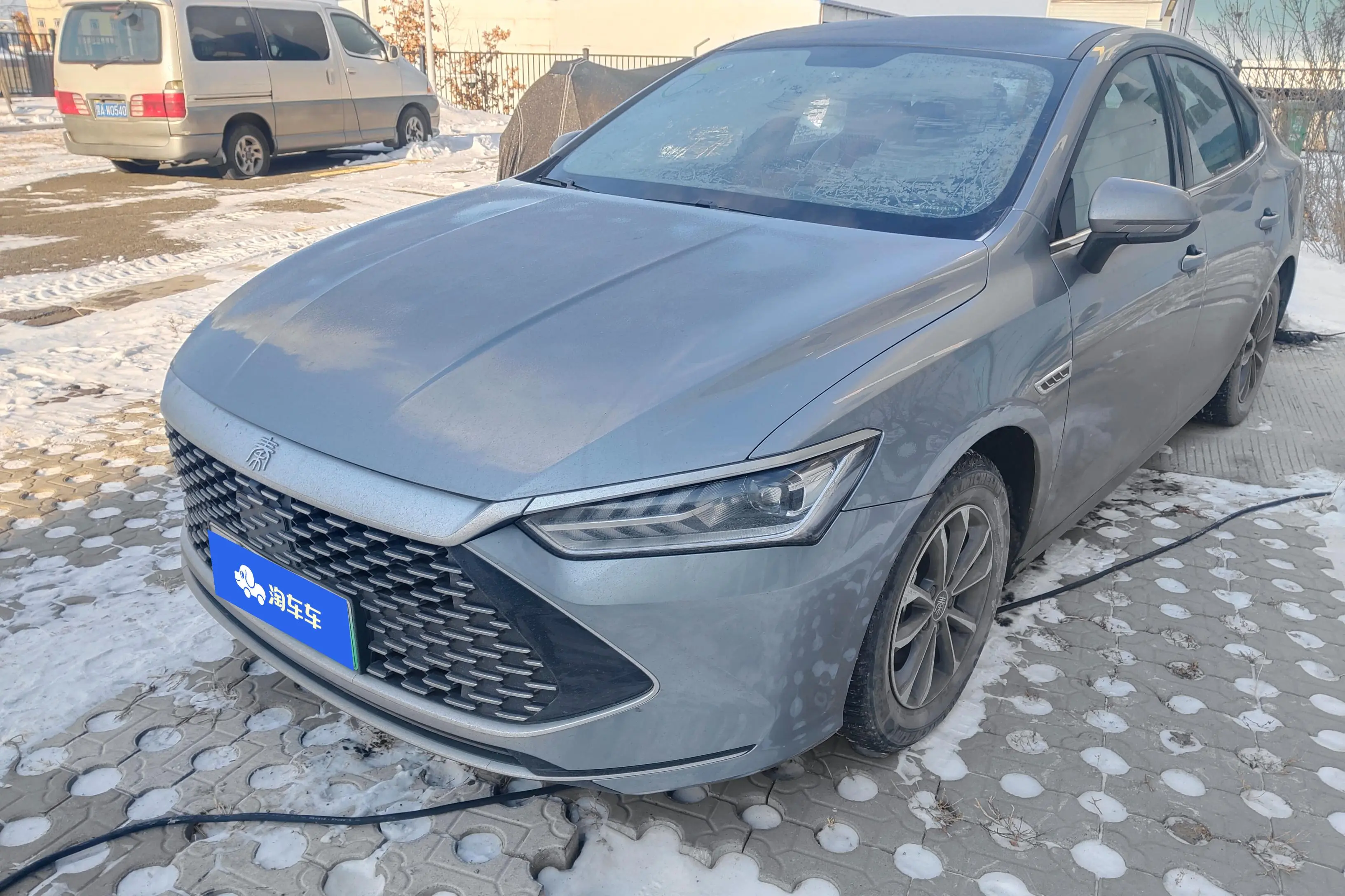 BYD Qin PLUS DM  из Китая