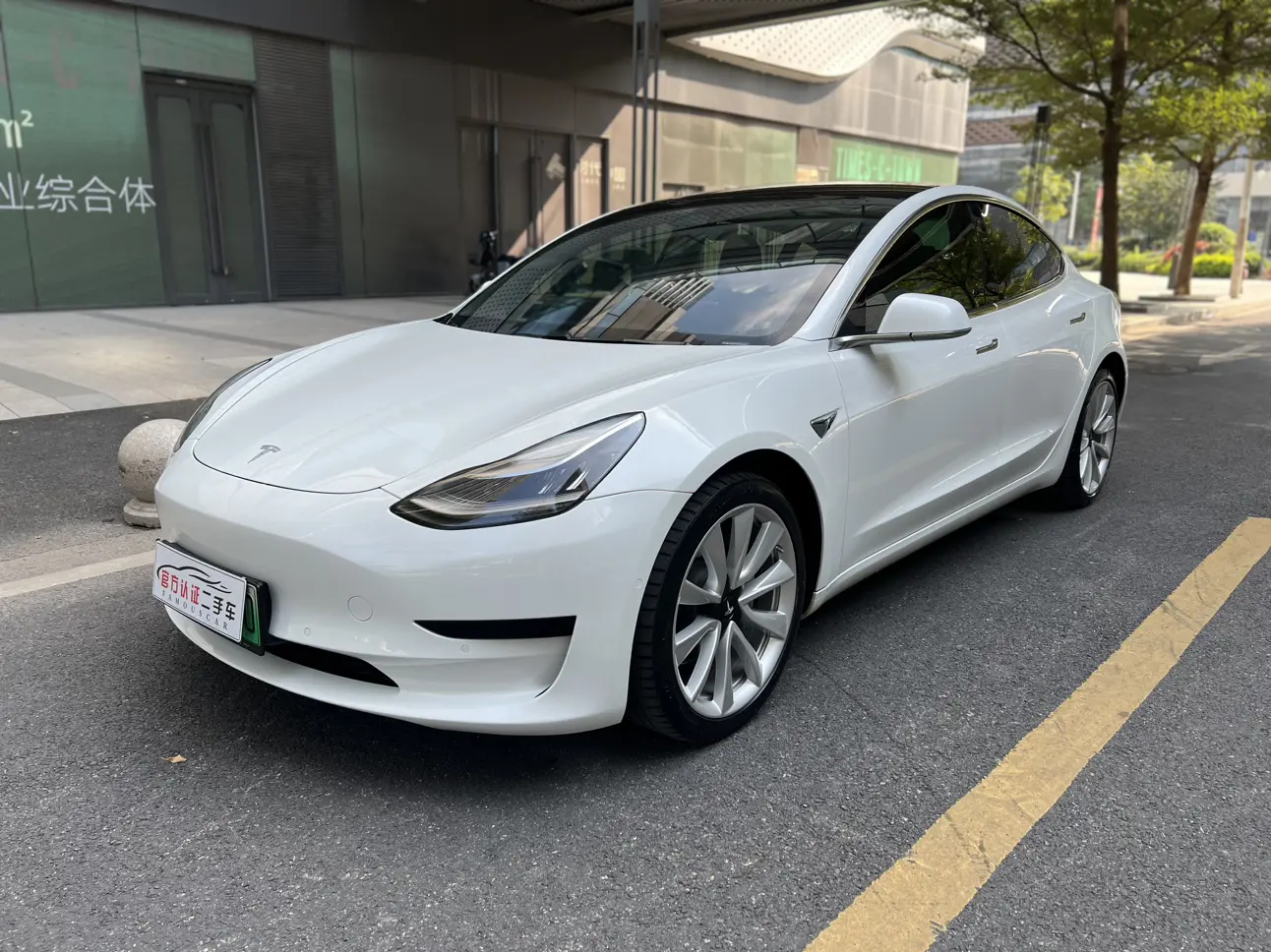 Tesla Model 3  из Китая