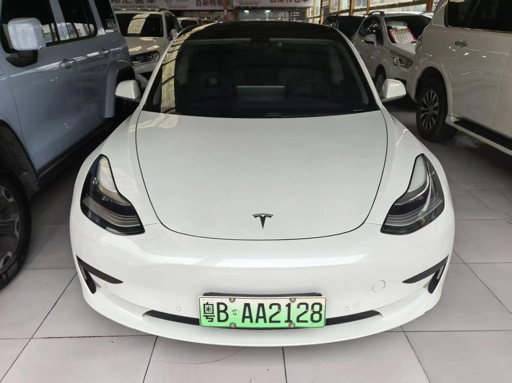 Tesla Model 3  из Китая