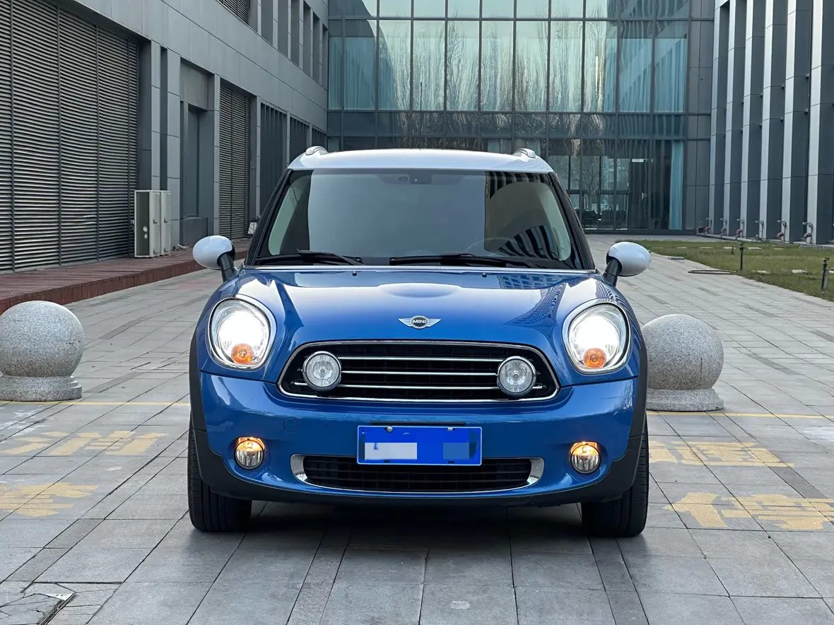 MINI COUNTRYMAN  из Китая