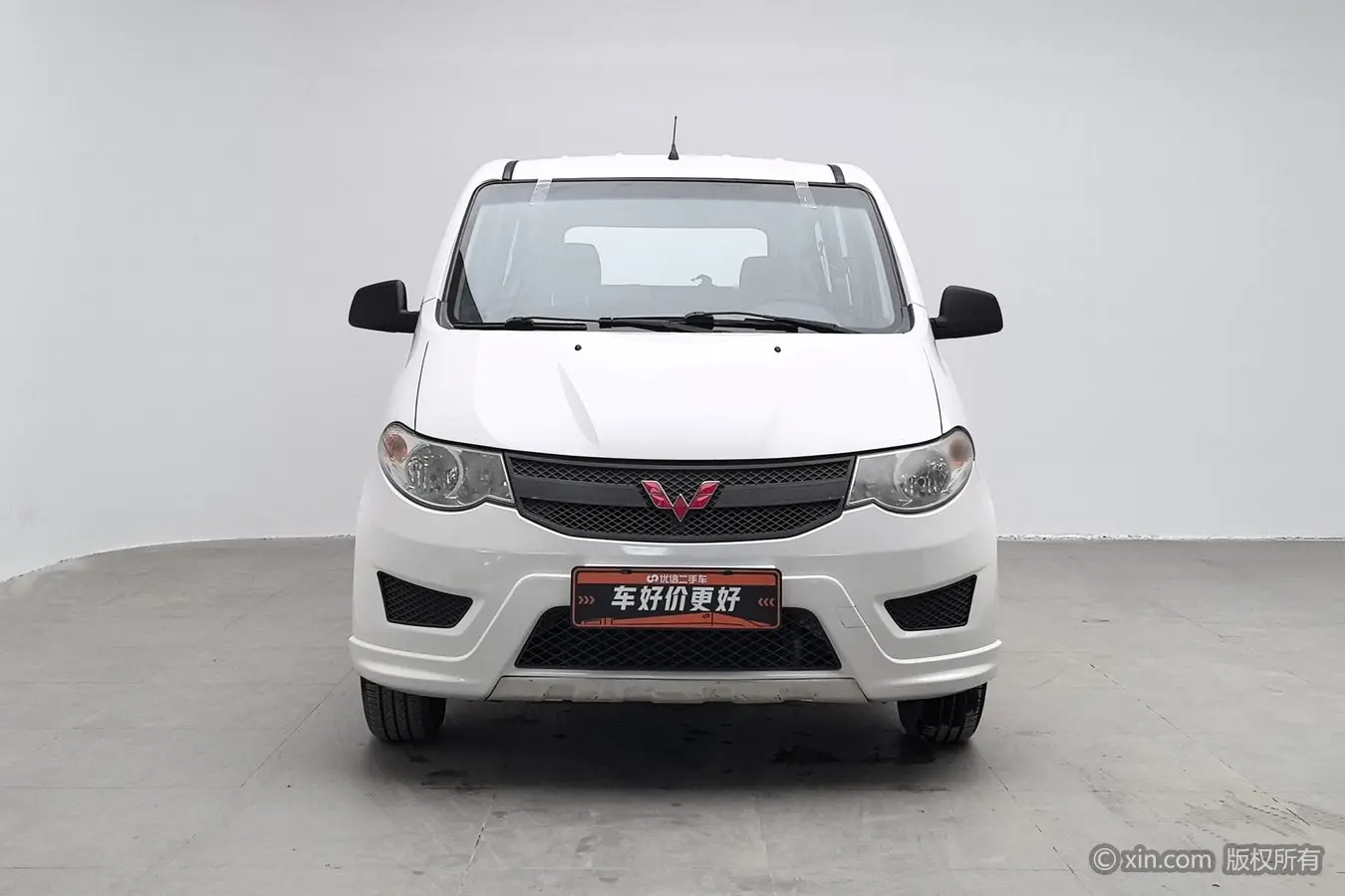 Wuling Hongguang  из Китая