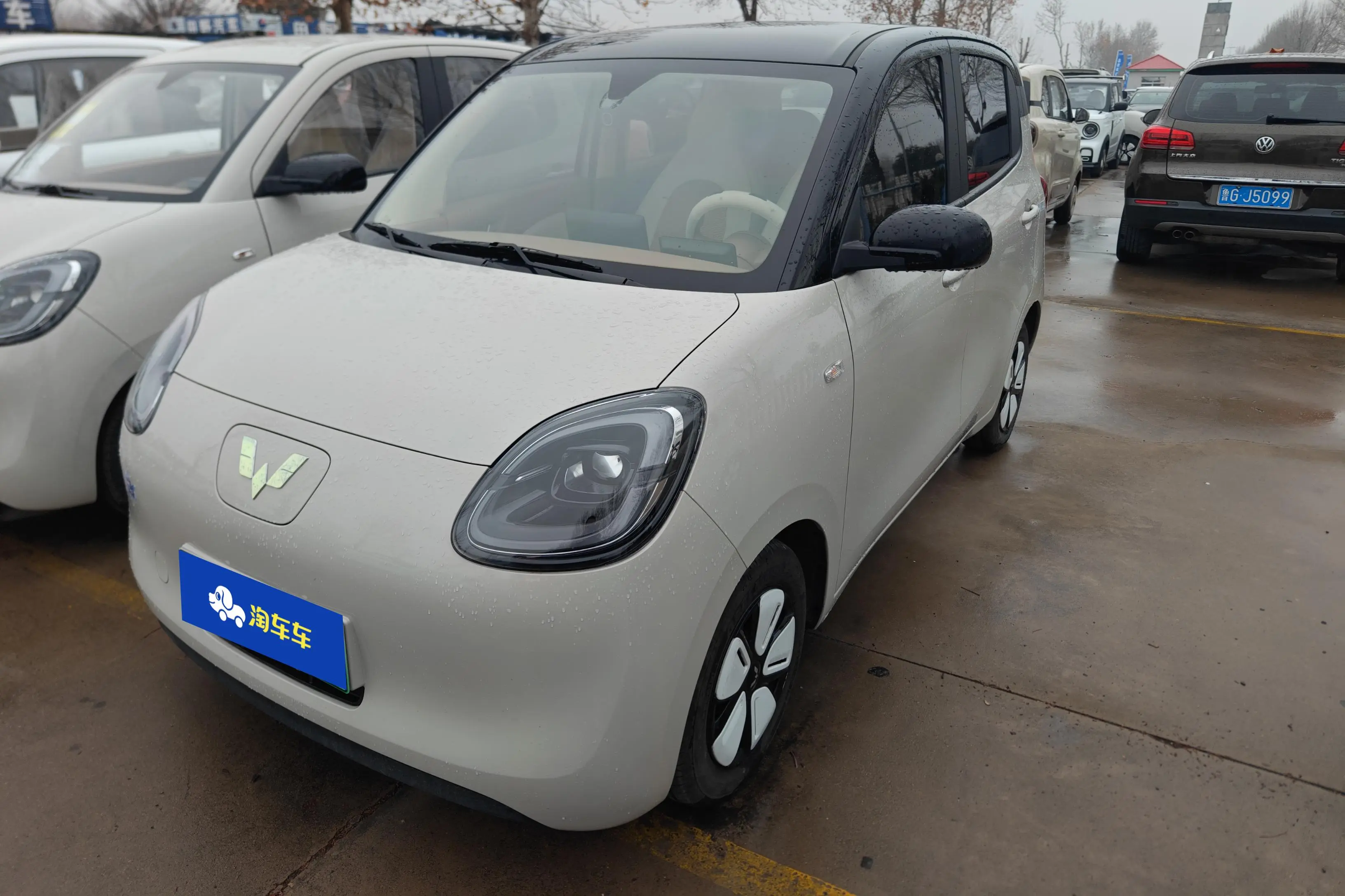 Wuling Hongguang MINIEV  из Китая