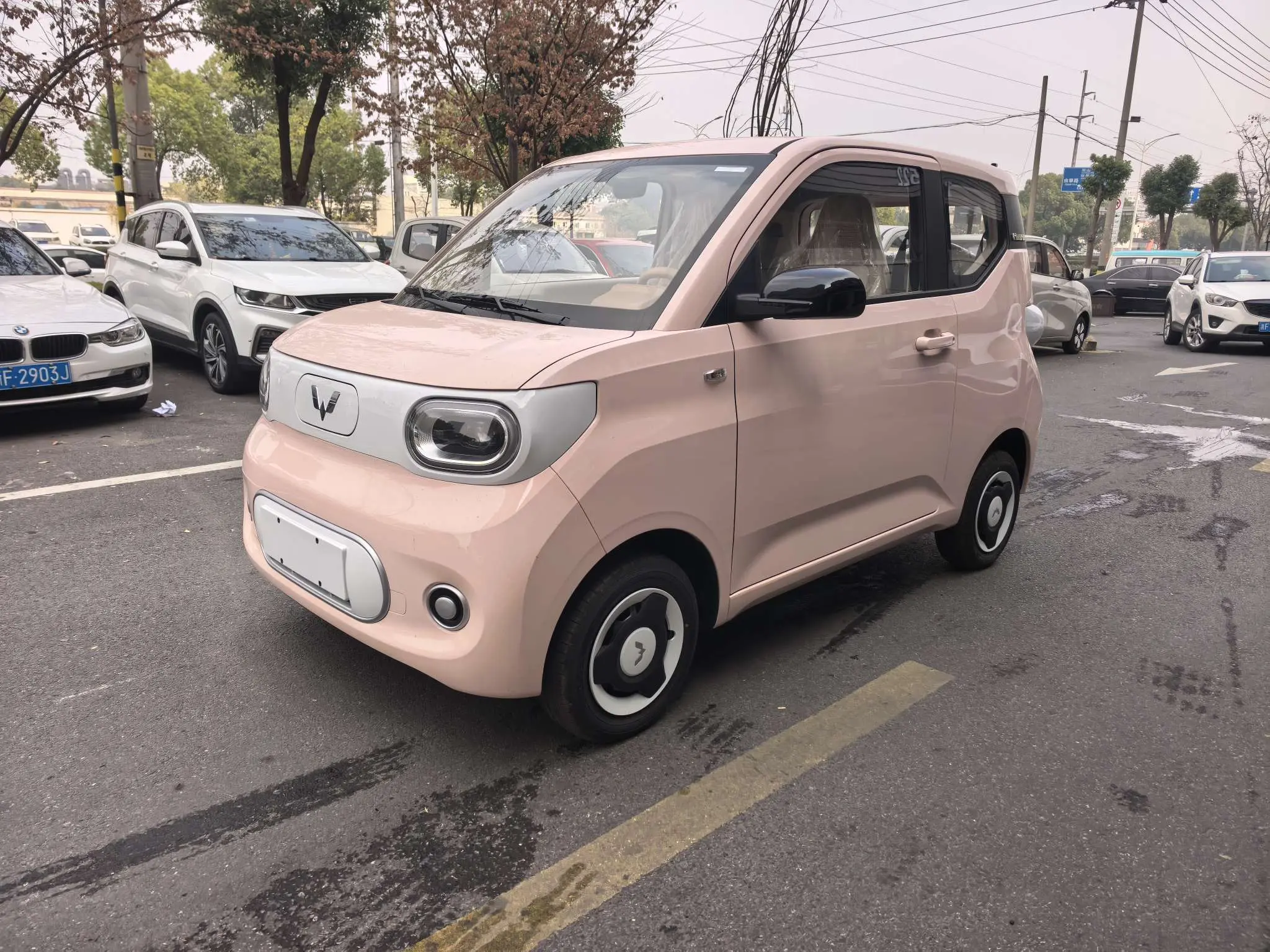 Wuling Hongguang MINIEV  из Китая