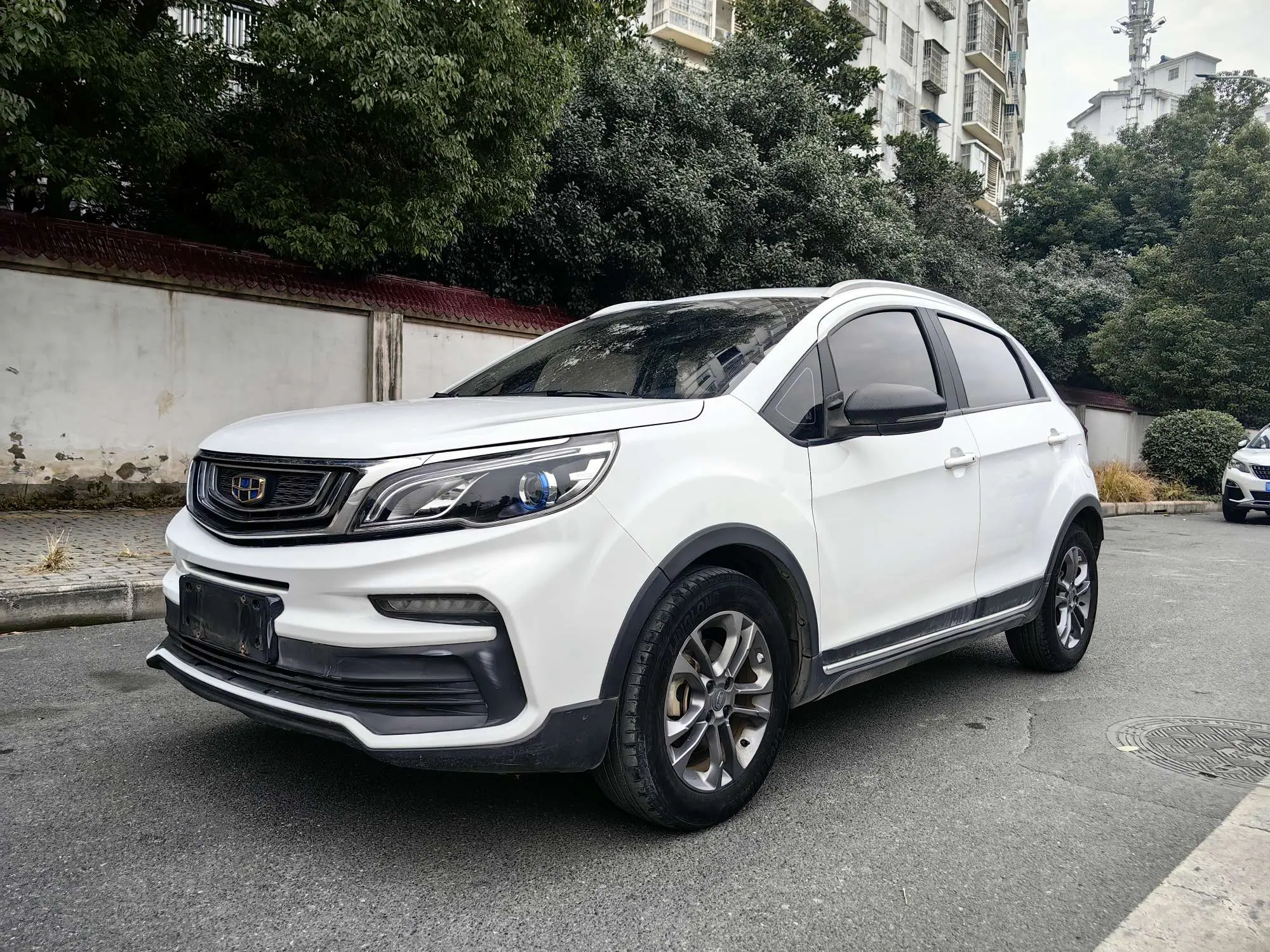 Geely Vision X3  из Китая