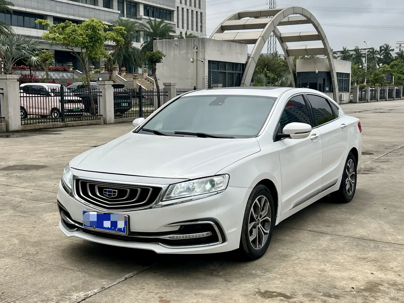 Geely Borui  из Китая