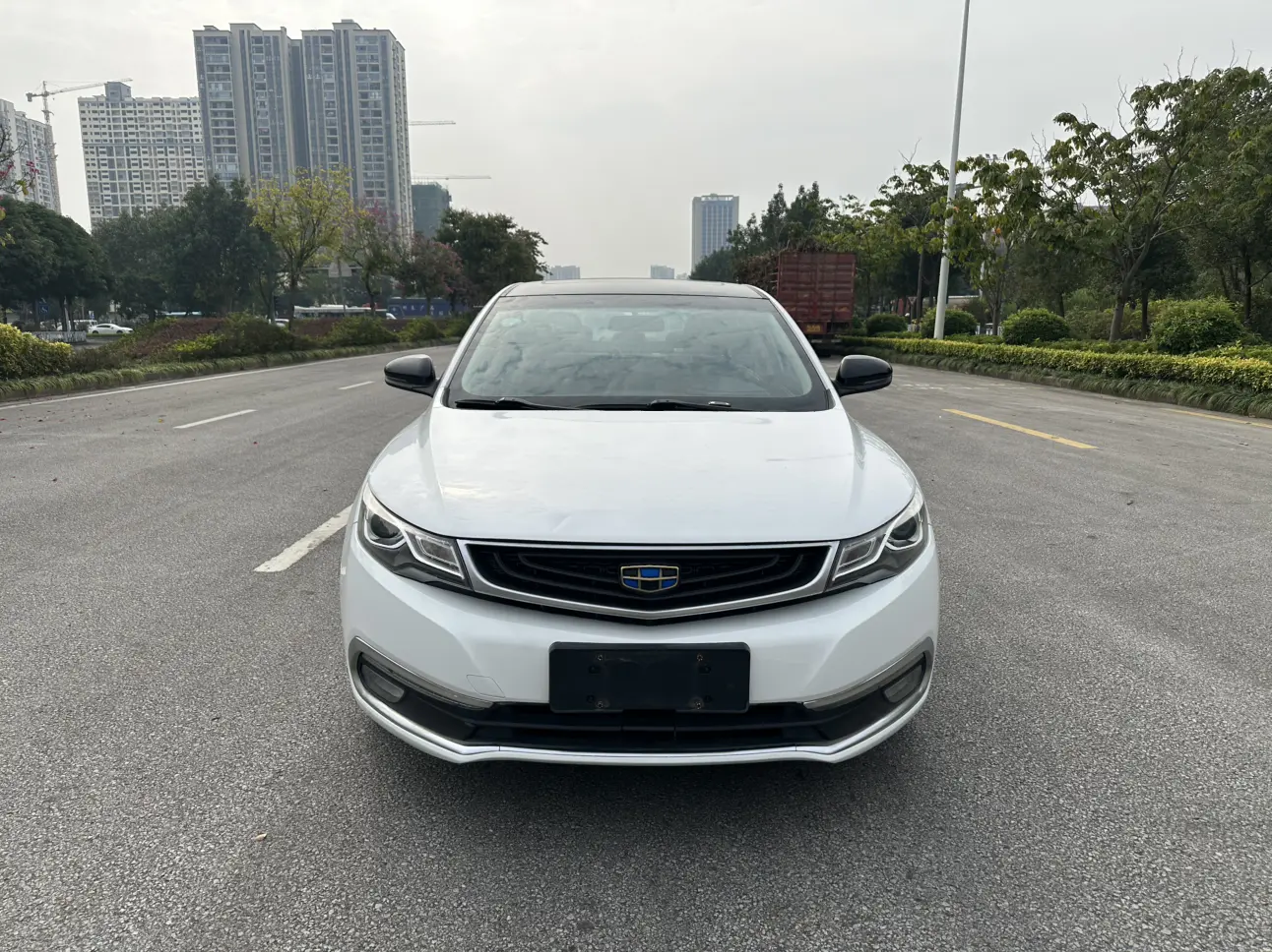 Geely Emgrand GL  из Китая
