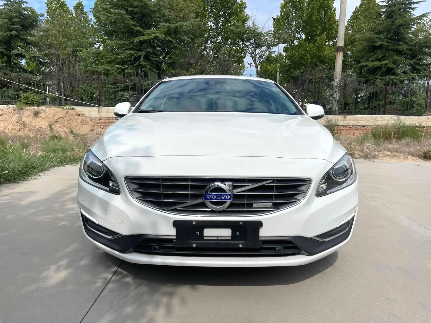 Volvo S60 PHEV  из Китая