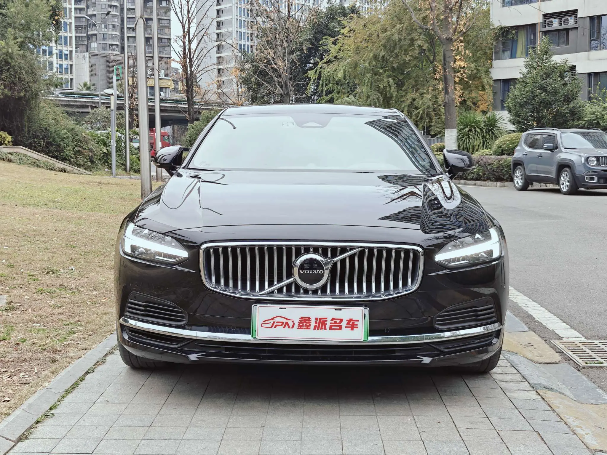 Volvo S90 PHEV  из Китая